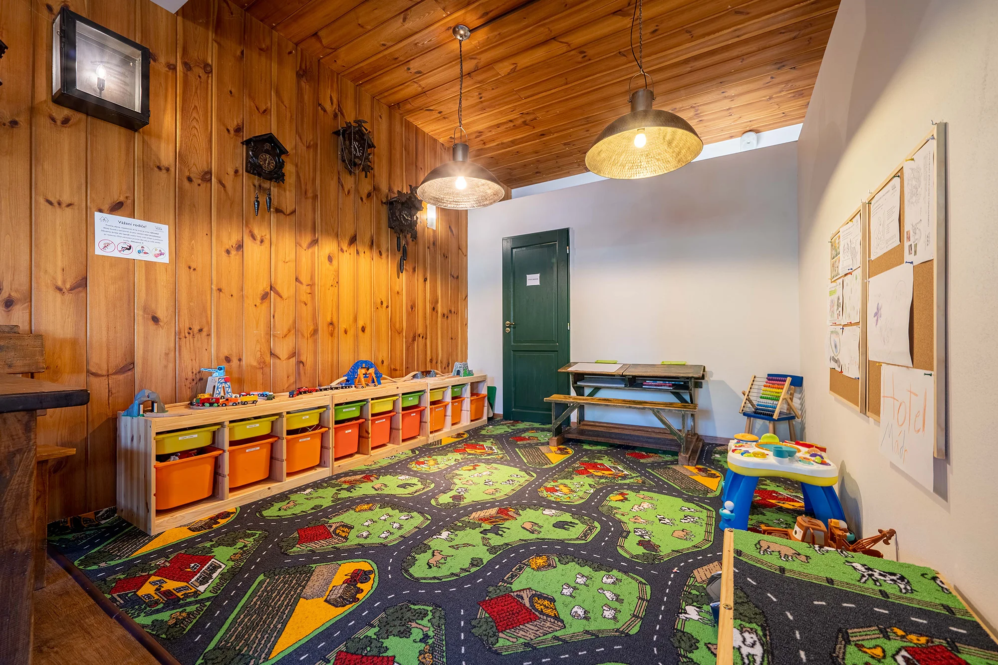 Šumavská Modrava: vybavené apartmány pro dva či rodinu, vč. polopenze i privátního wellness