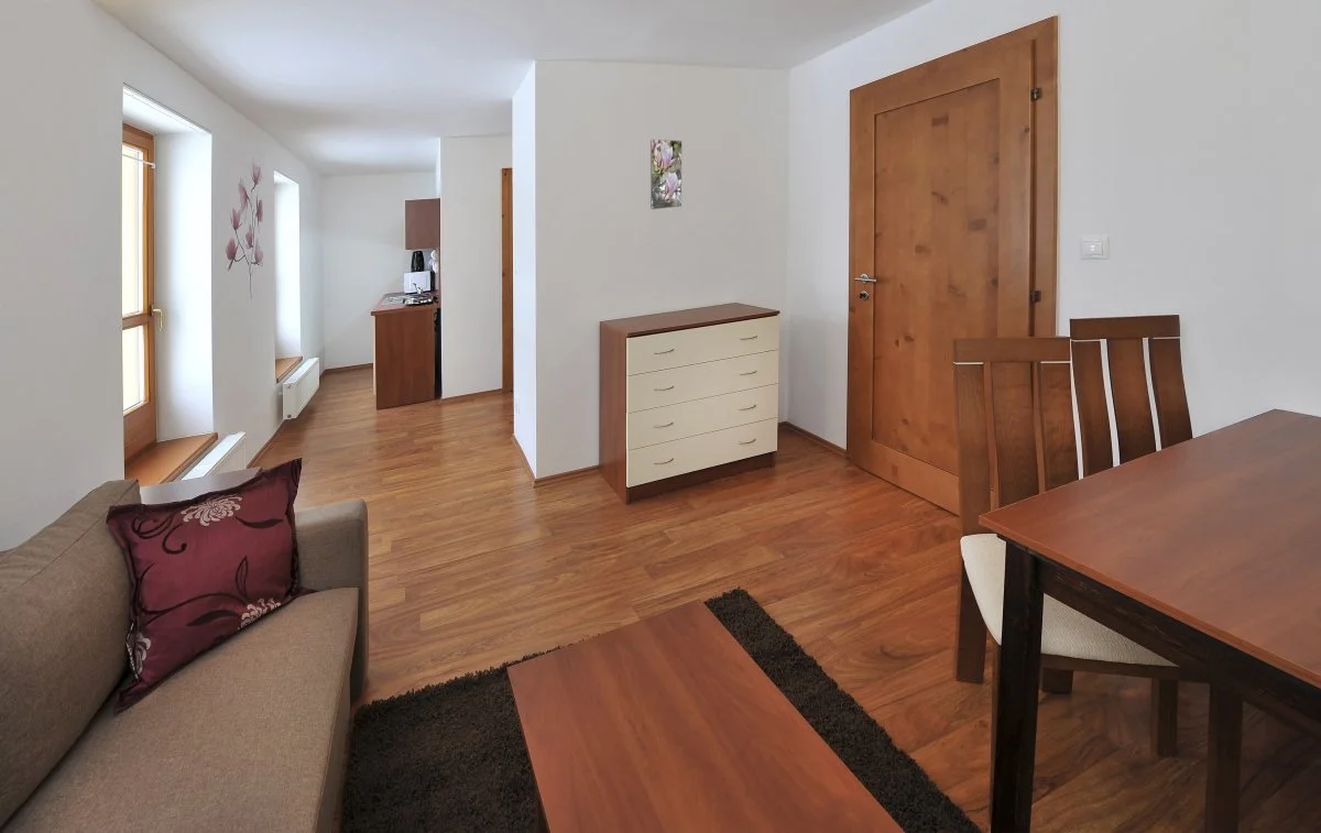 Pobyt ve Vysokých Tatrách: apartmány v Tatranské Lomnici se snídaní