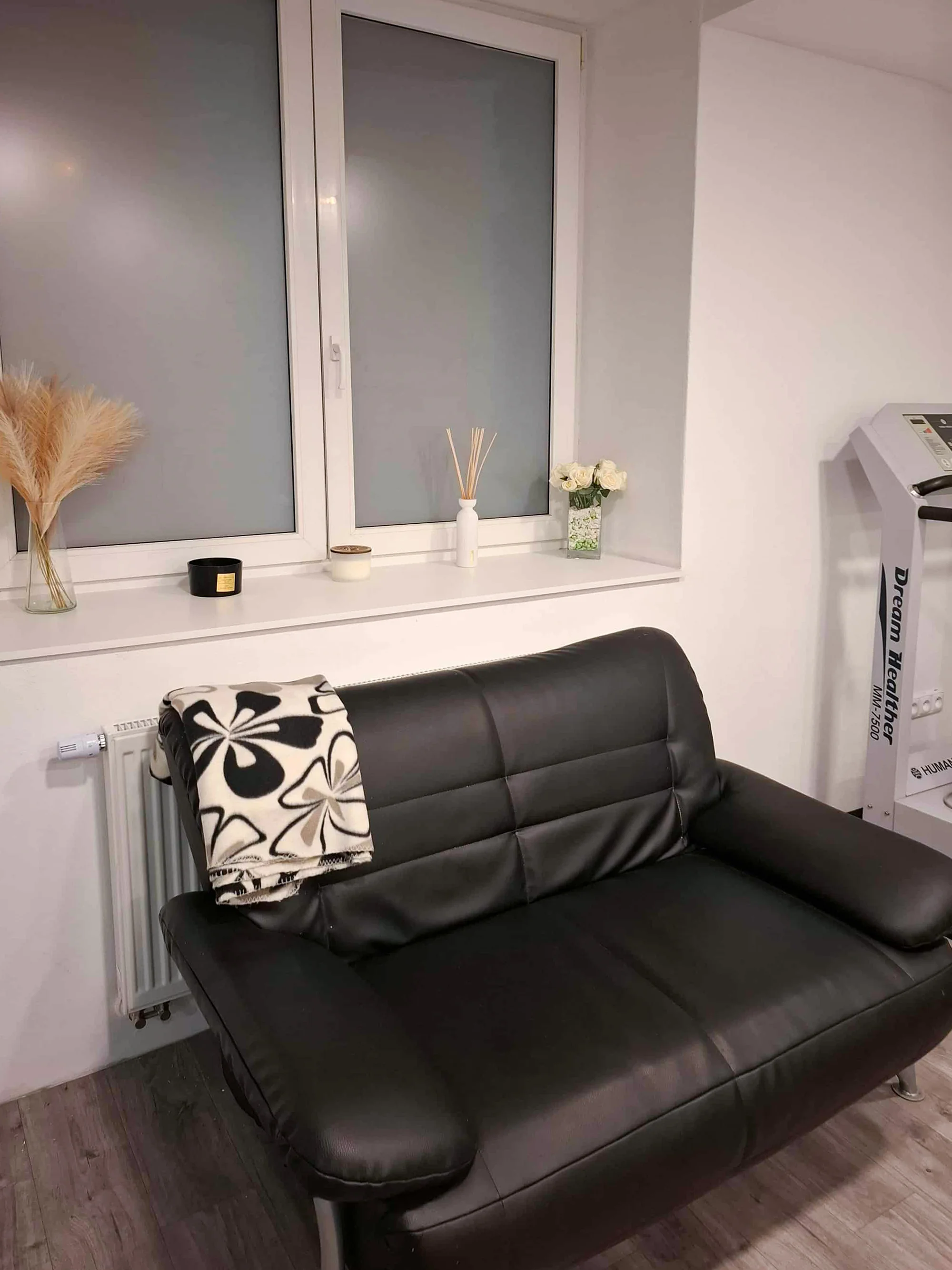 Čokoládová, antistresová nebo lávová masáž i balíček pro ženy včetně kosmetiky