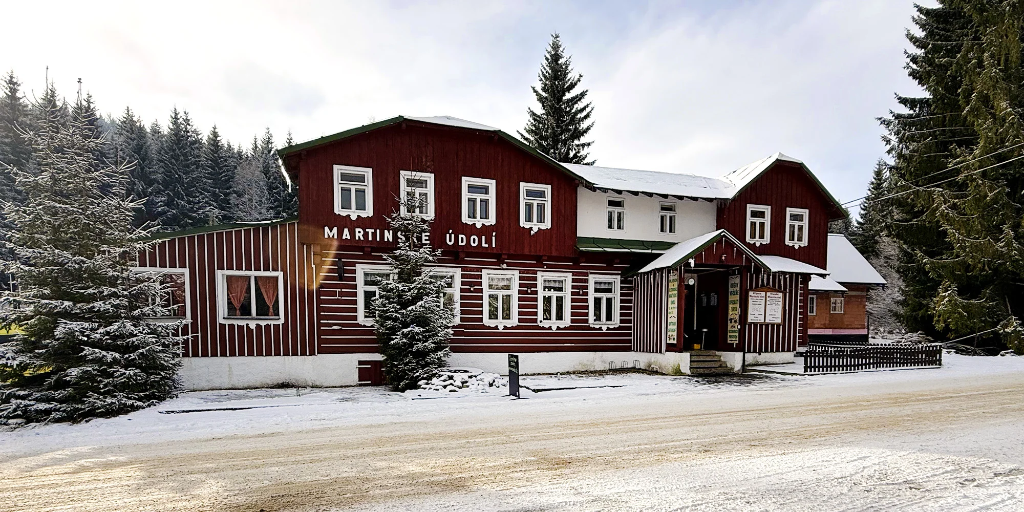 Pobyt na pomezí Jizerek a Krkonoš: strava a sauna