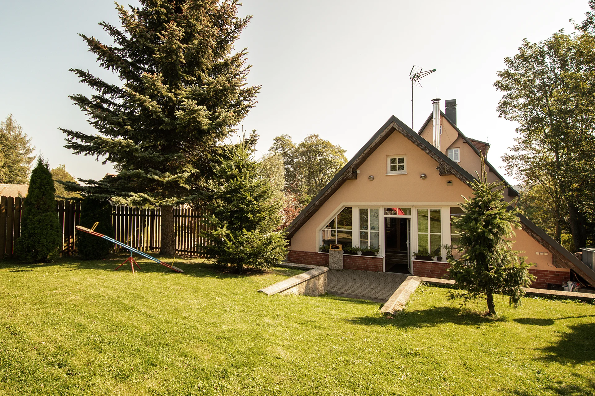 Útulný penzion v Krušných horách se snídaní i saunou: pobyt pro pár i rodinu