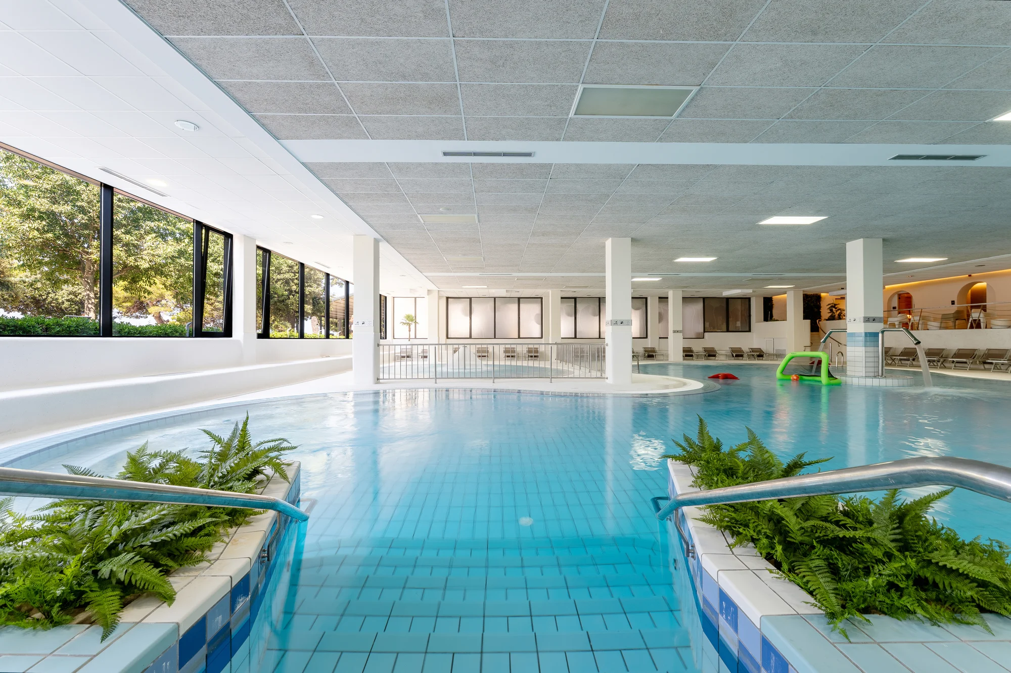 4* hotel v Petrčane u Zadaru: hned u pláže, se snídaní či polopenzí a neomezeným wellness