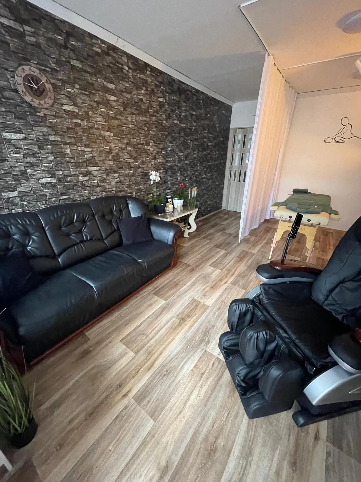 Dopřejte si relax: masáž zad a šíje nebo celého těla, 30–⁠⁠⁠⁠⁠⁠60 min.