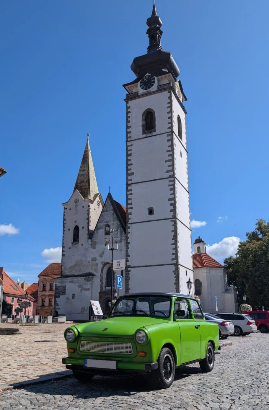 Zpátky do historie: půjčení Trabanta v Písku na 3 hod. a model Trabanta na památku