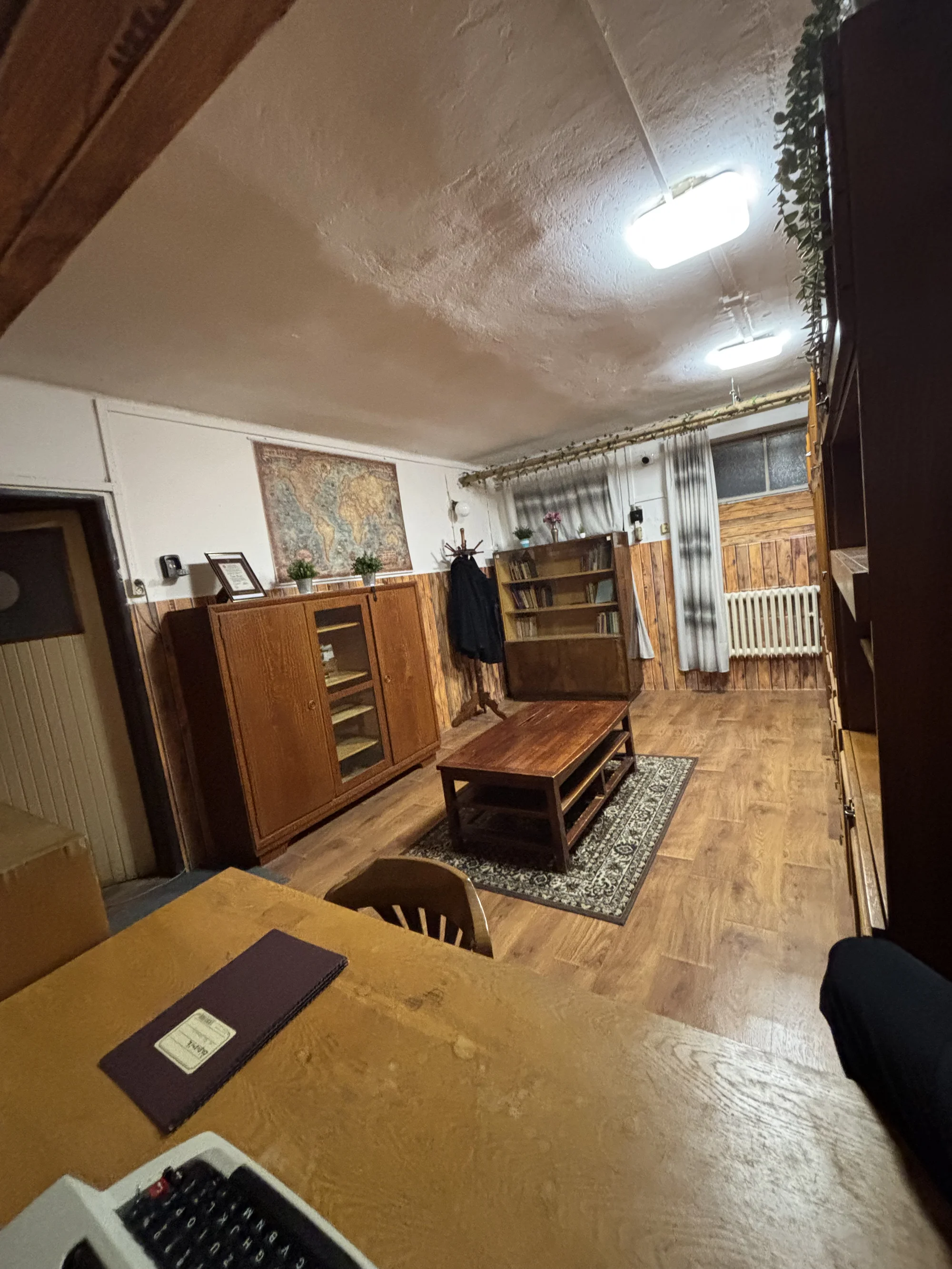 Únikovka plná napětí pro 2-6 hráčů: Záhada zmizelého profesora Gustava Peregrina