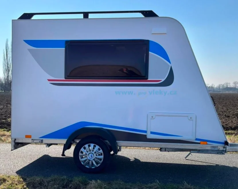 Dovolená na kolech: pronájem minikaravanu pro dva na 7 nebo 14 dní