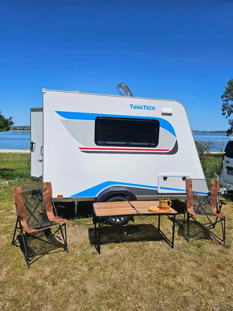 Dovolená na kolech: pronájem minikaravanu pro dva na 7 nebo 14 dní