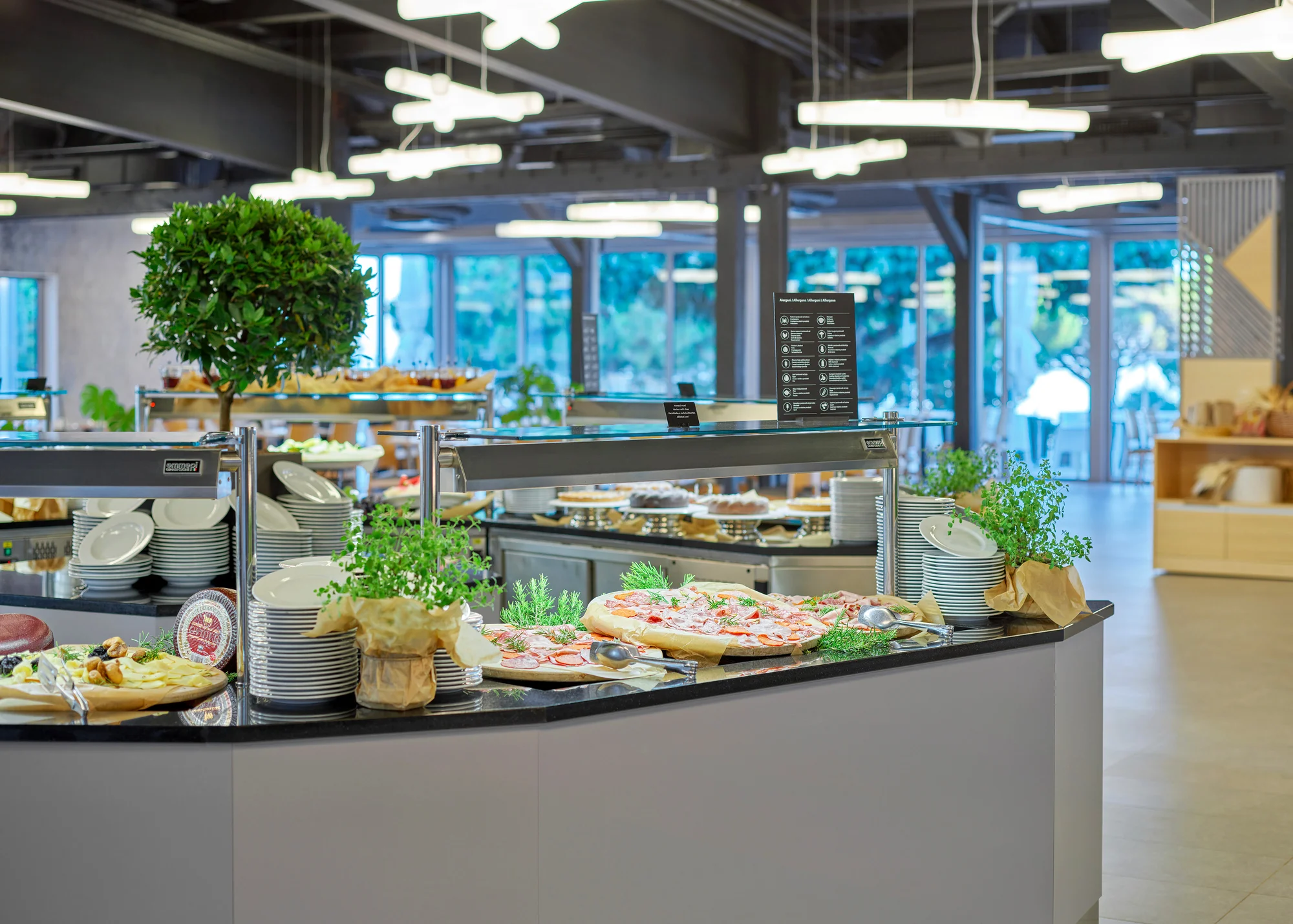 Relaxujte na Istrii: 3* resort přímo u pláže, snídaně nebo polopenze, bazén