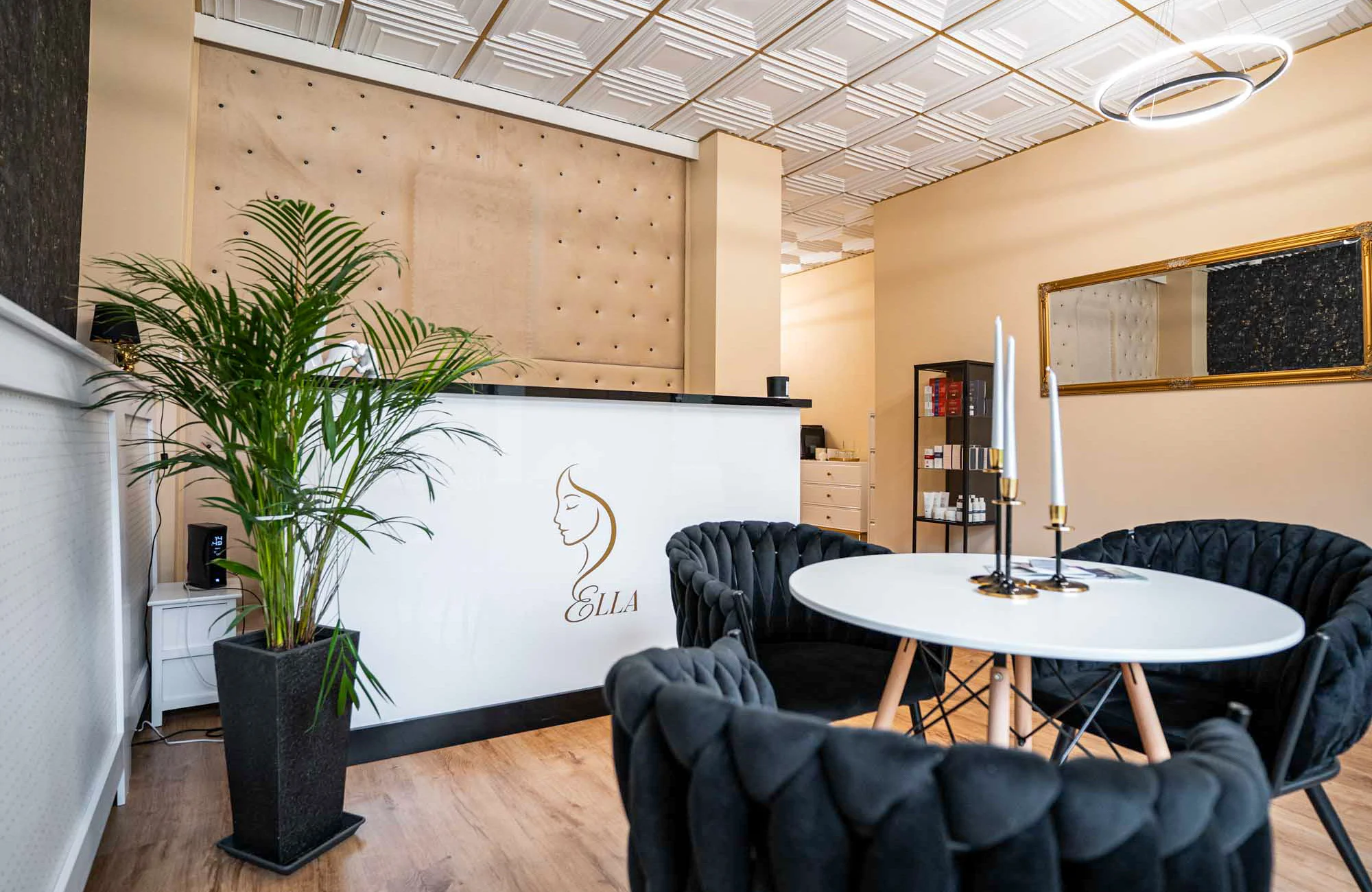 Epilace laserem s technologií SHR: obličej, podpaží i stehna