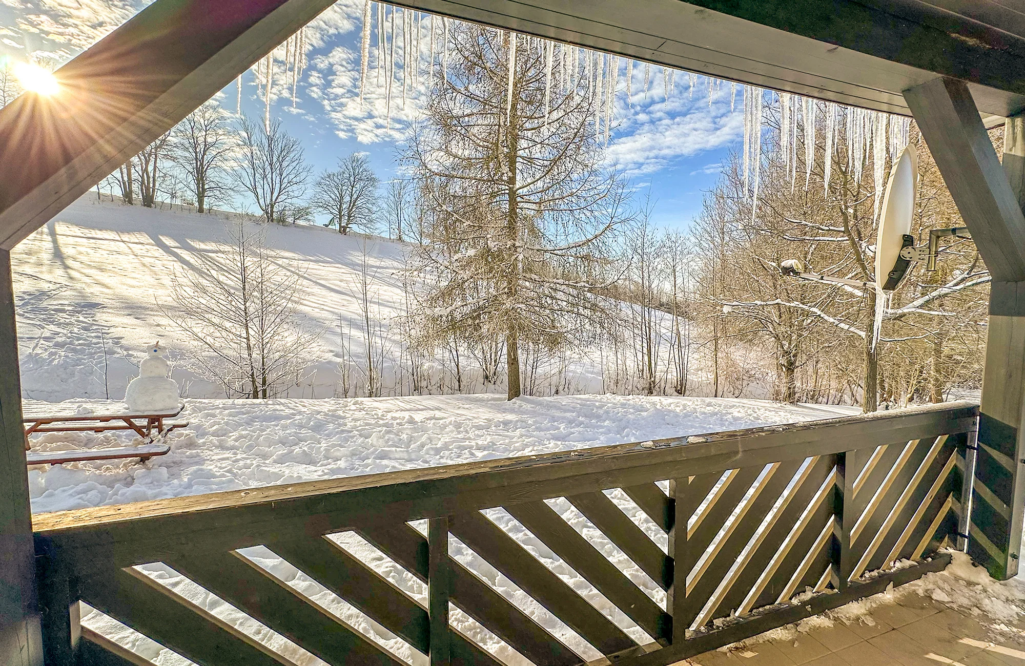 Chaty v Čisté v Krkonoších až pro 8 osob: sjezdovky, výlety a v létě bazén