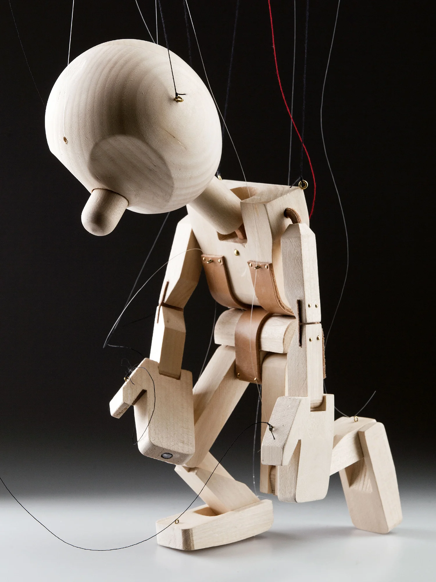 Kurz výroby dřevěné loutky v Nerudovce pro 1 nebo 2 osoby vč. tipů, jak s loutkou hrát