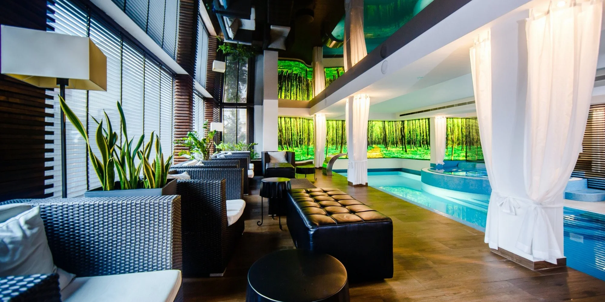 Pohodový pobyt v polském Rzeszówě: neomezený wellness, chutné jídlo i varianty s romantickou večeří