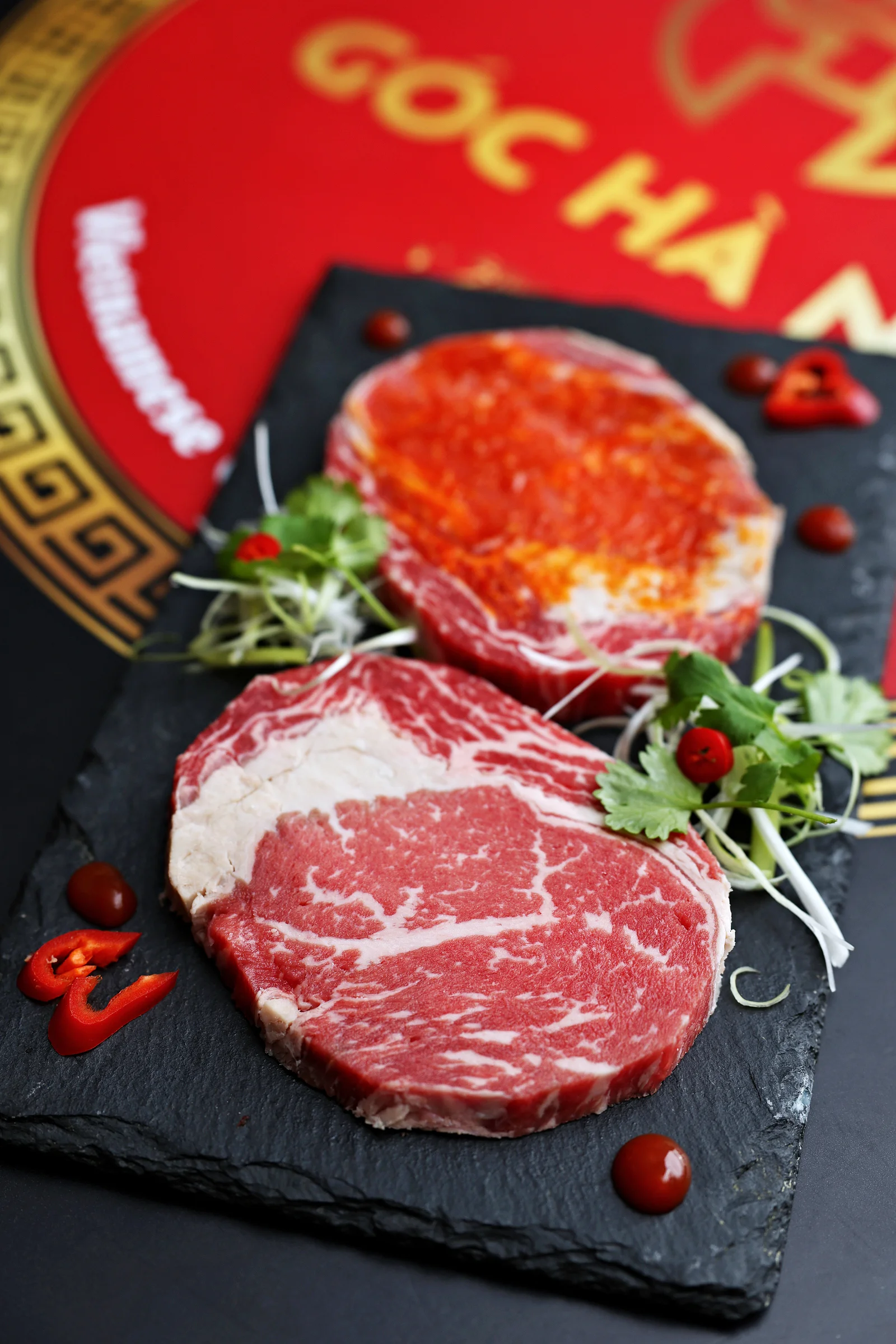 Chuť Hanoje v Praze: Tradiční vietnamský Hot Pot plný masa, mořských plodů a exotiky