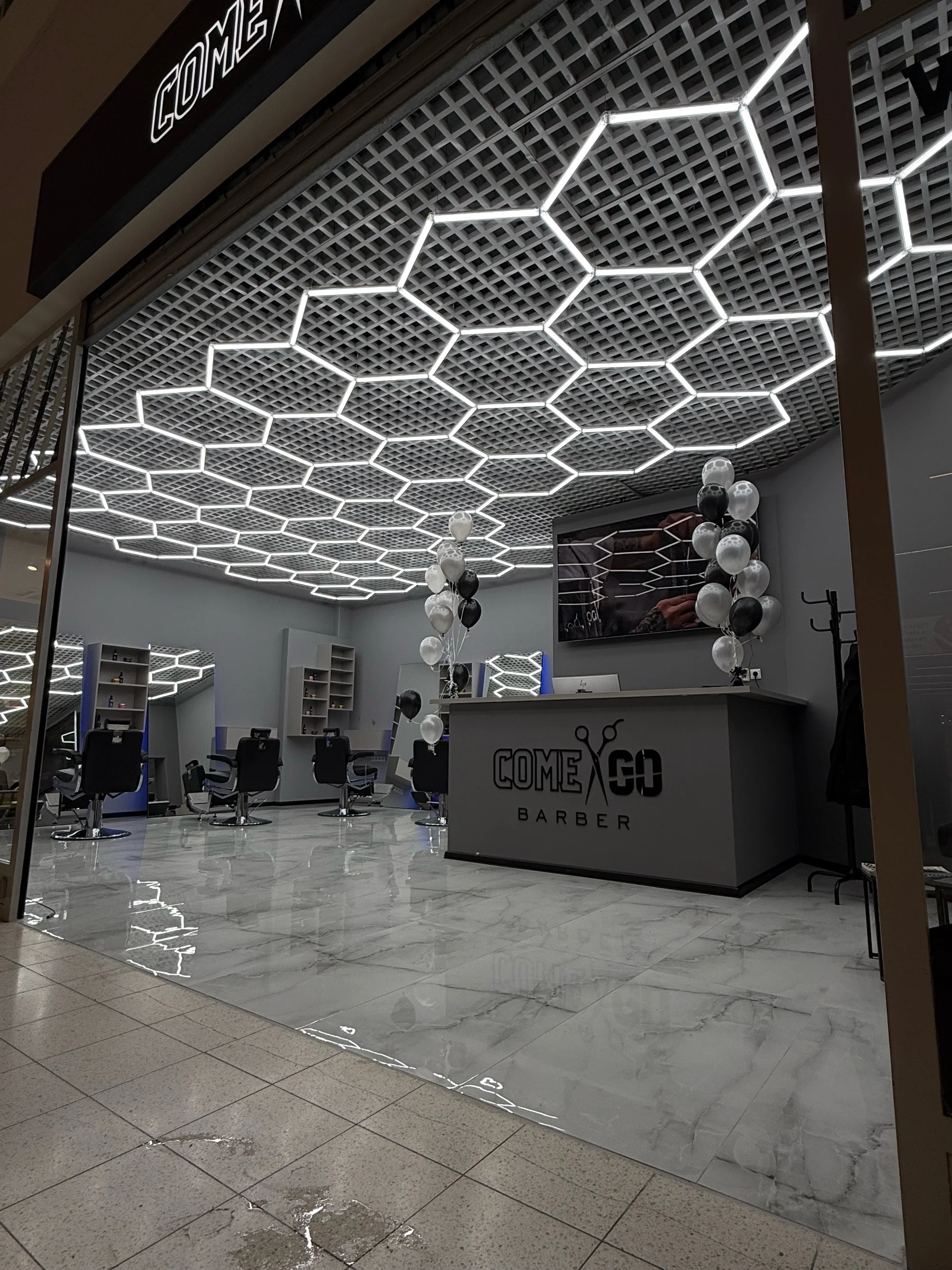 Barber péče pro pány: střih, úprava vousů i balíček pro otce a syna