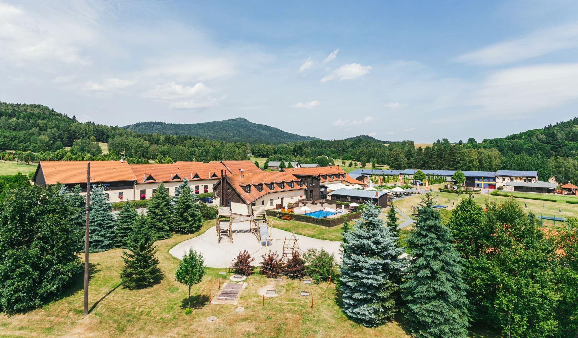 Pobyt v Lužických horách: snídaně i lahev prosecca a vstup do sauny