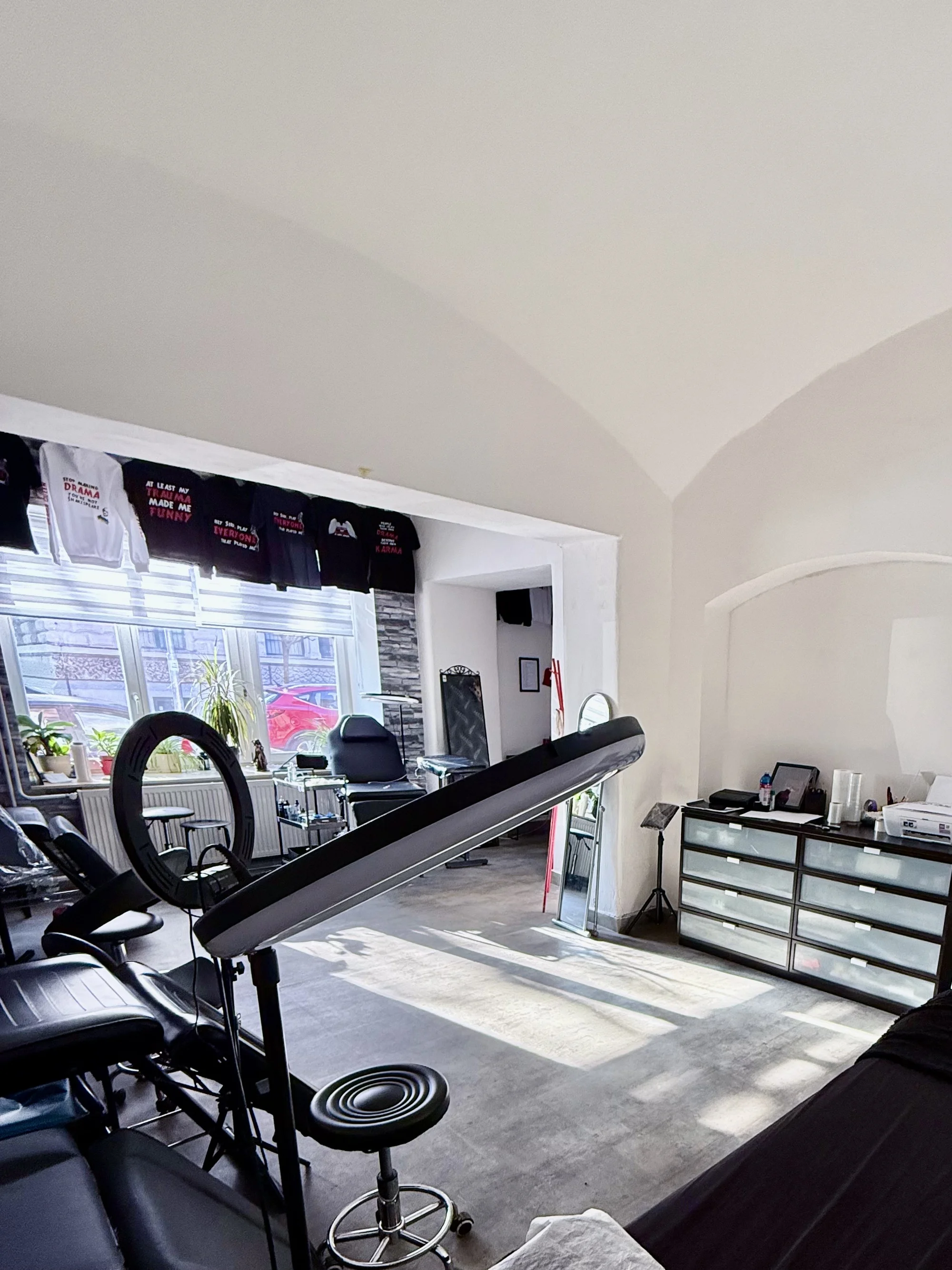 Krásné obočí a řasy: laminace, barvení a Keratin Base i prodloužení či zahuštění na míru