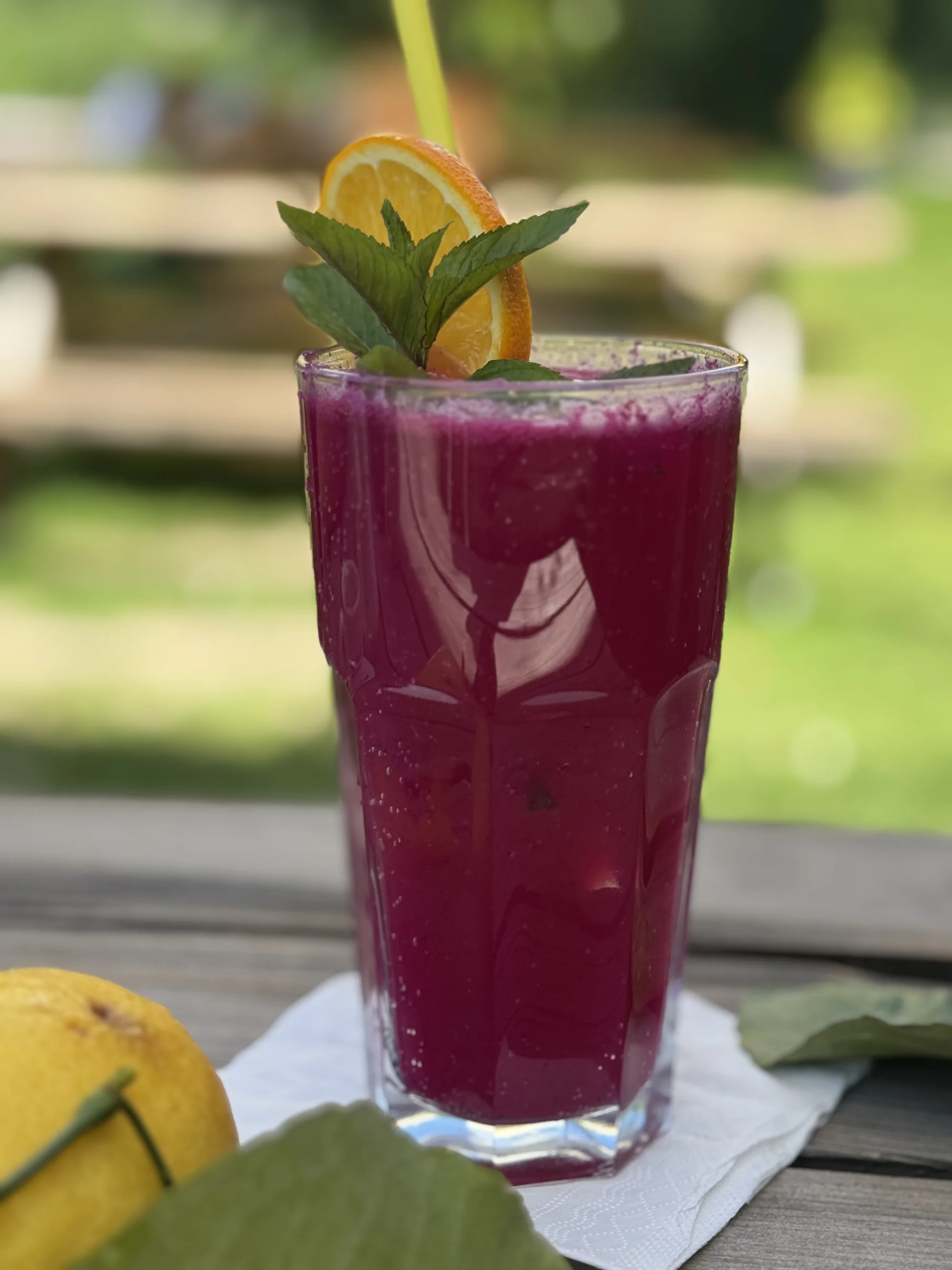 Otevřený voucher do kavárny s prosecco barem a italskými delikatesami u řeky Úslavy