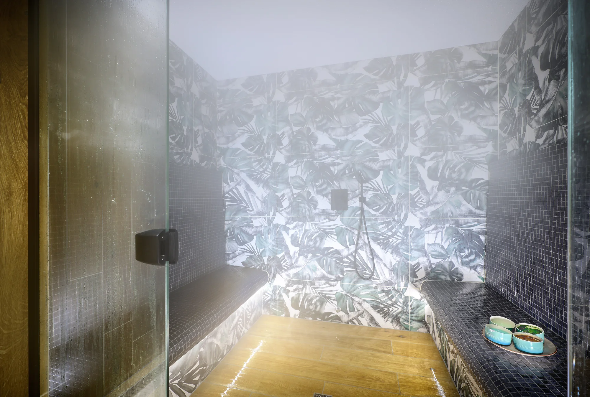 Zážitková koupel v Mrtvém moři nebo 4 hodiny ve spa zóně, pro 2 osoby