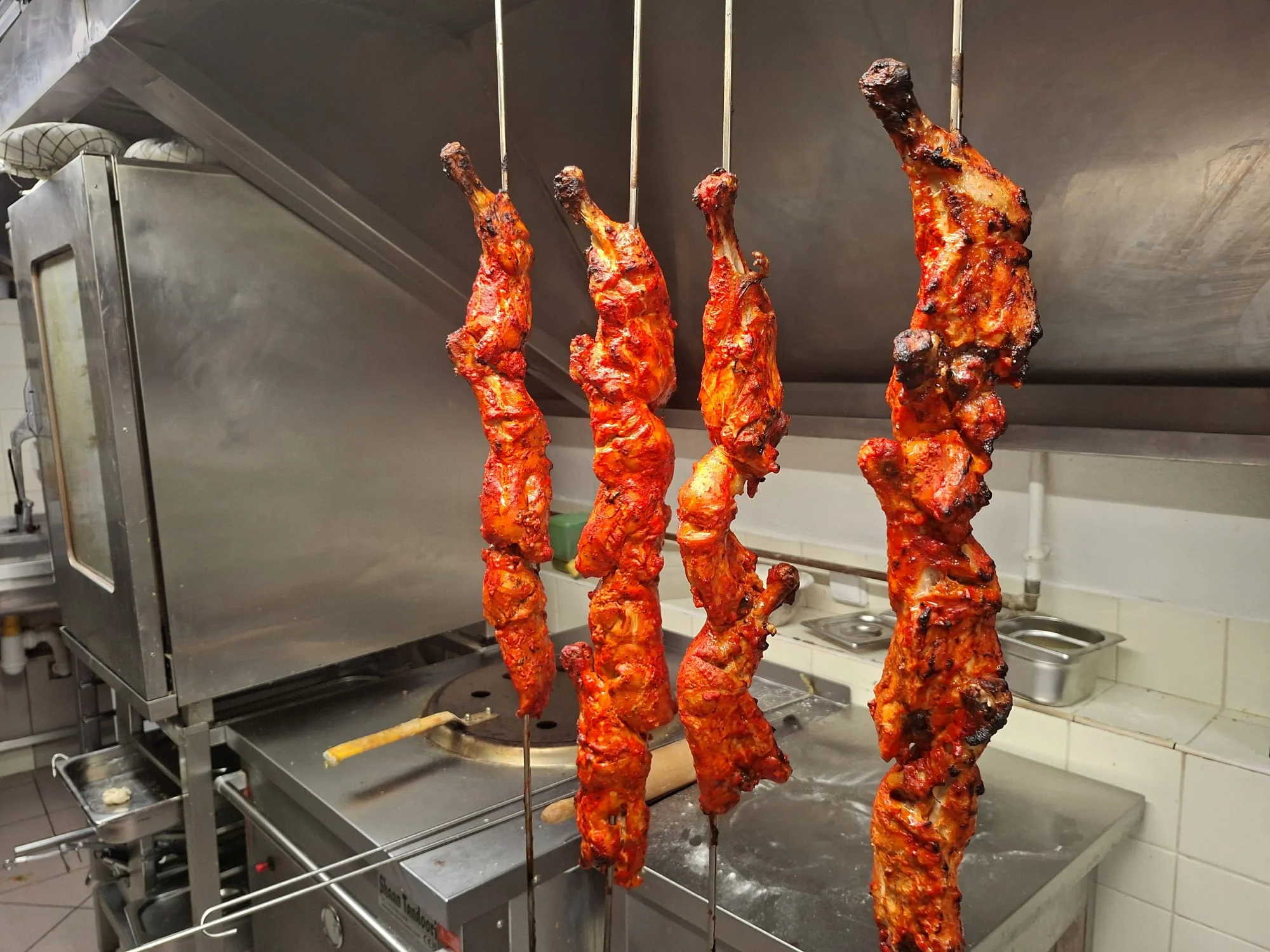 Autentické chutě Indie: Dárkové vouchery do nové indické restaurace a baru v srdci Budějovic