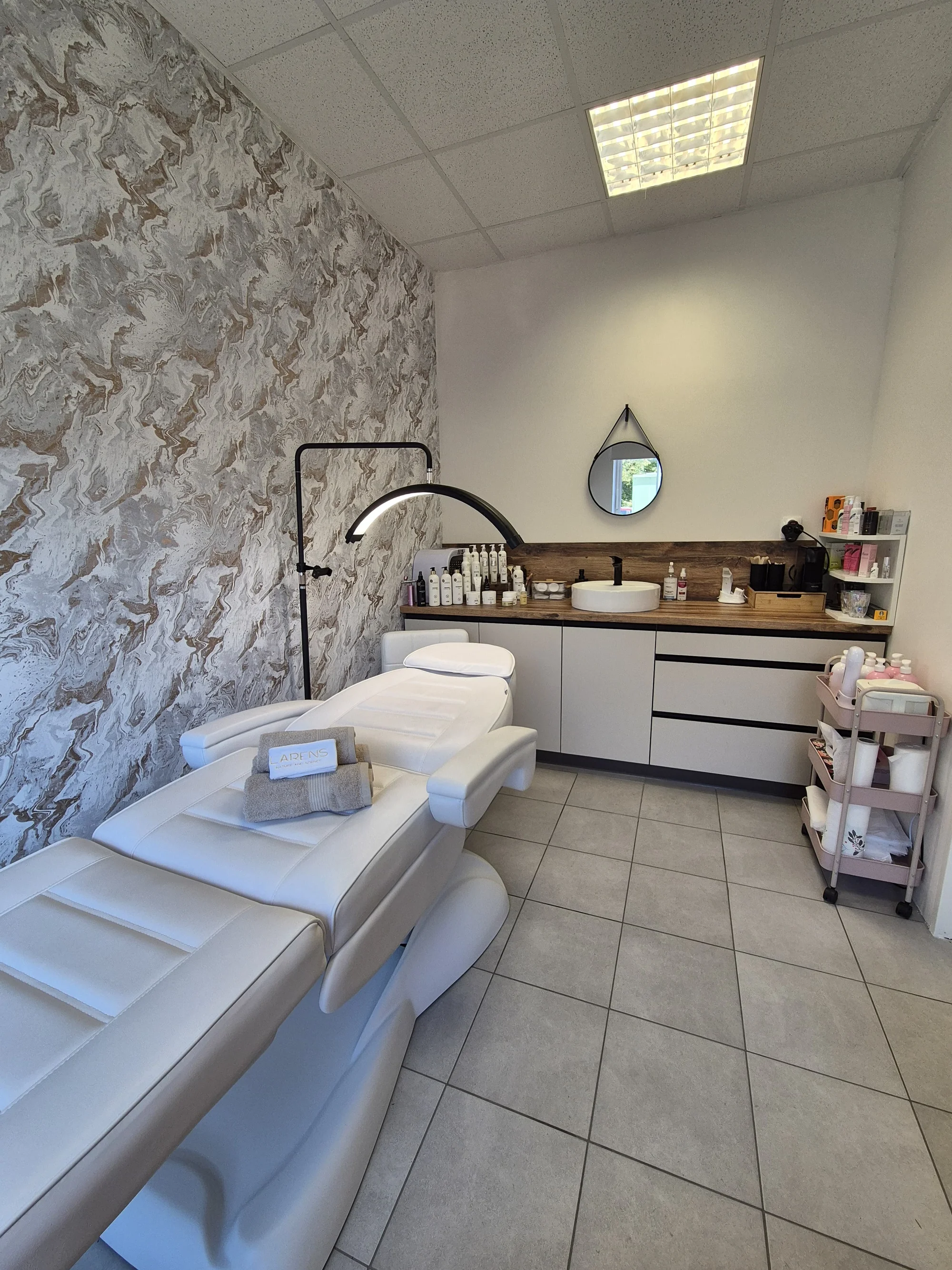 500 nebo 1 000 Kč na jakékoliv kosmetické služby v salonu petistudio