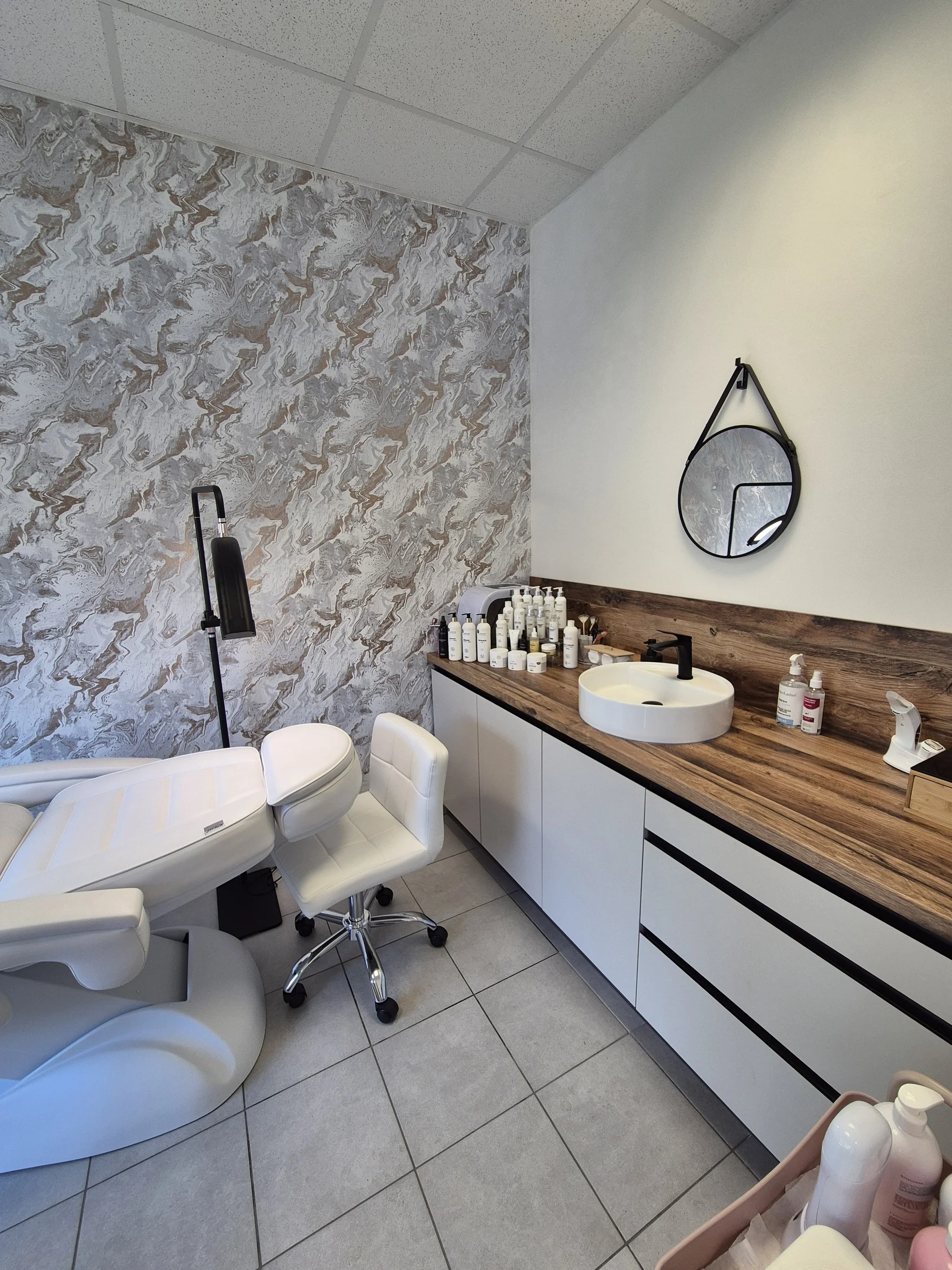 500 nebo 1 000 Kč na jakékoliv kosmetické služby v salonu petistudio