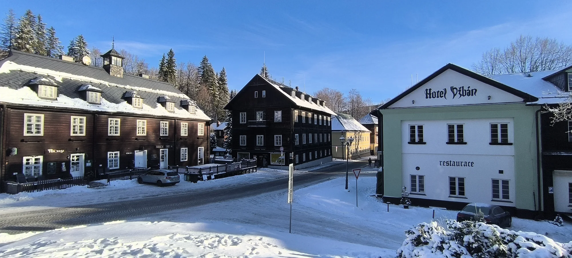 Krásná příroda a klid Karlovy Studánky: polopenze i vstup do bazénu a Thermal Parku