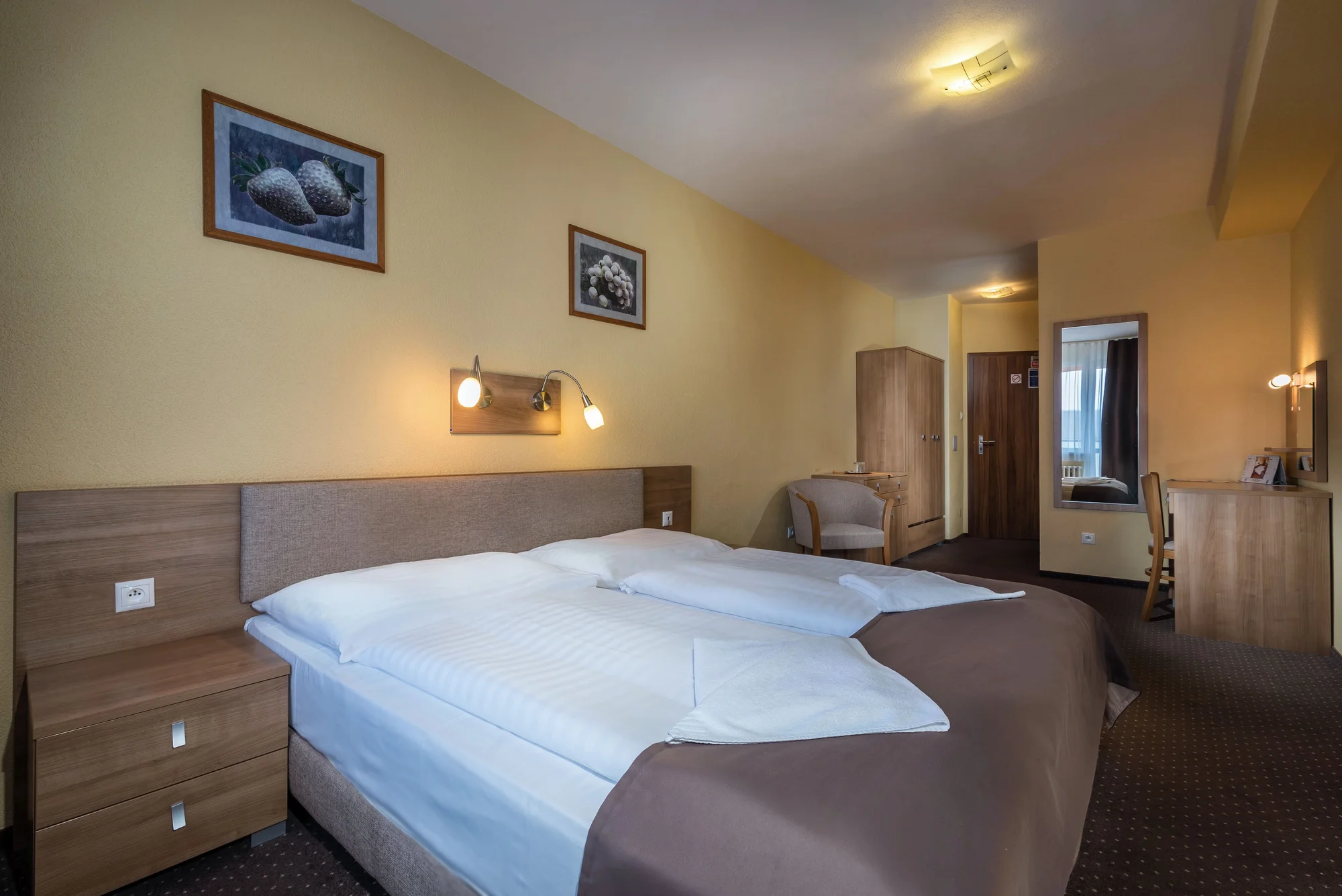 Jedinečný hotel Hviezda*** s bazénem, wellness a procedurami