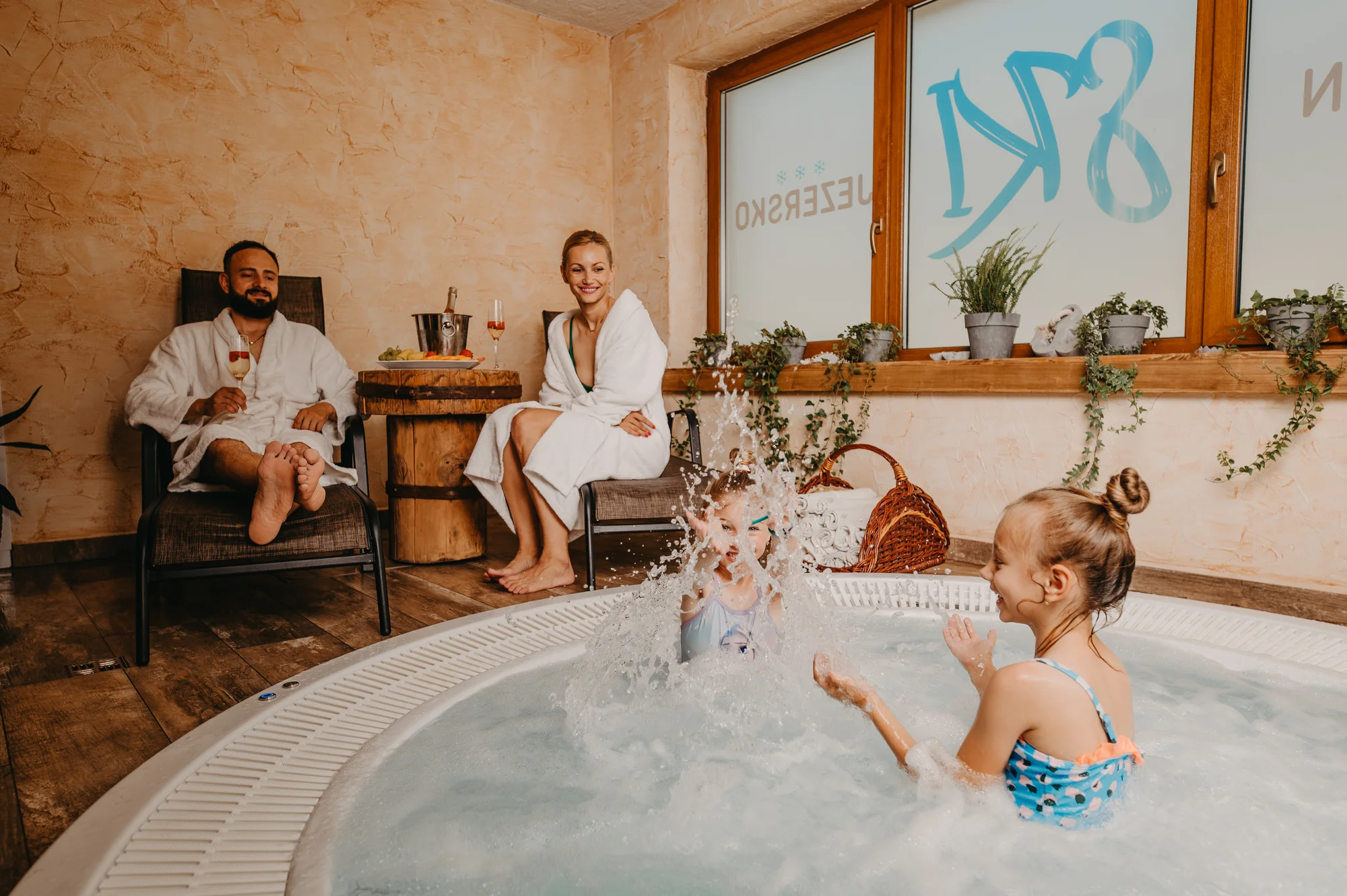 Pobyt se stravou a wellness blízko Chodníku korunami stromů Bachledka: slevy na vstupy i skipasy