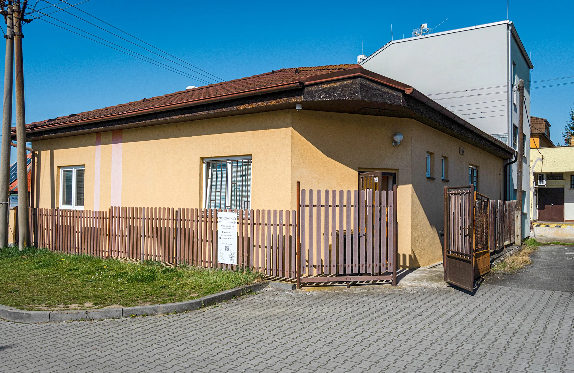 Masáž zad a šíje vč. baňkování: úleva a regenerace během 40 minut