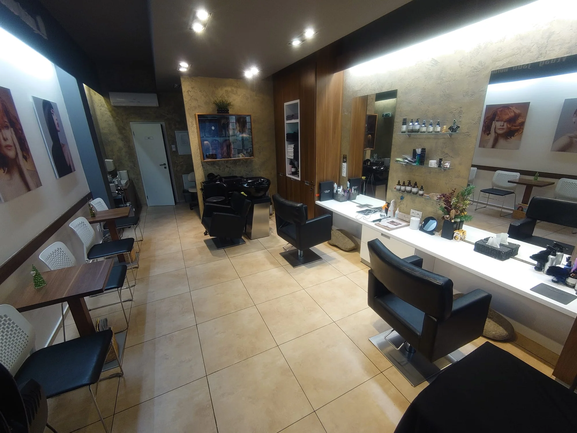 Relaxační vlasové rituály: 60 nebo 90 min. u Hair by Katy Frey ve Vlasovém studiu