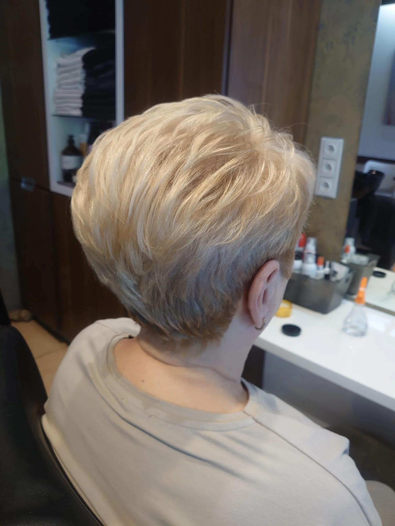 Relaxační vlasové rituály: 60 nebo 90 min. u Hair by Katy Frey ve Vlasovém studiu