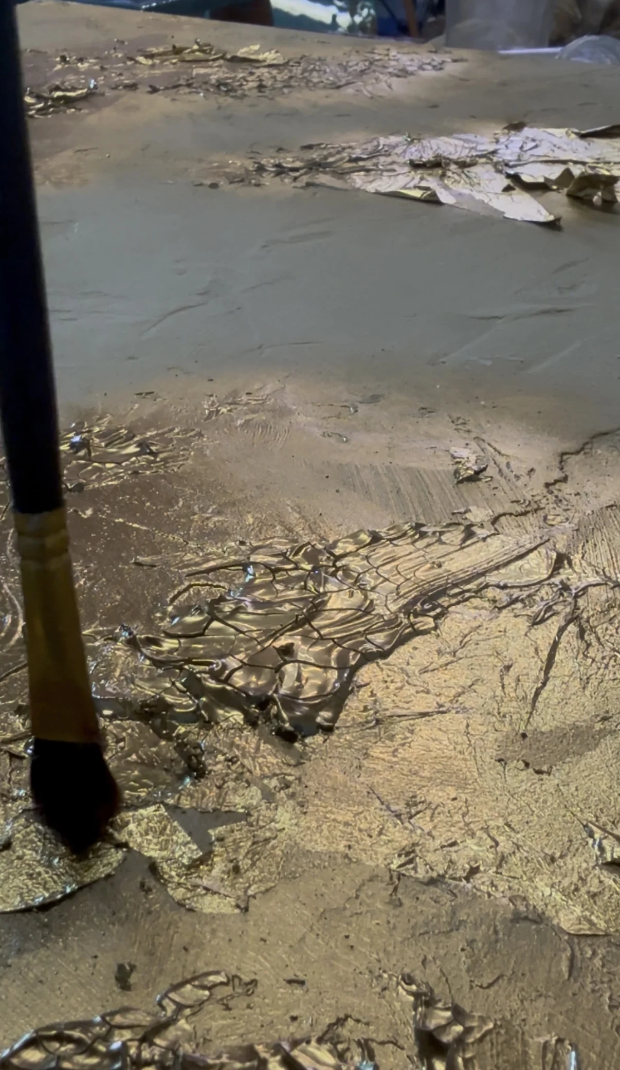 Skupinový kurz výroby strukturovaného obrazu ze stěrky a plátkového zlata