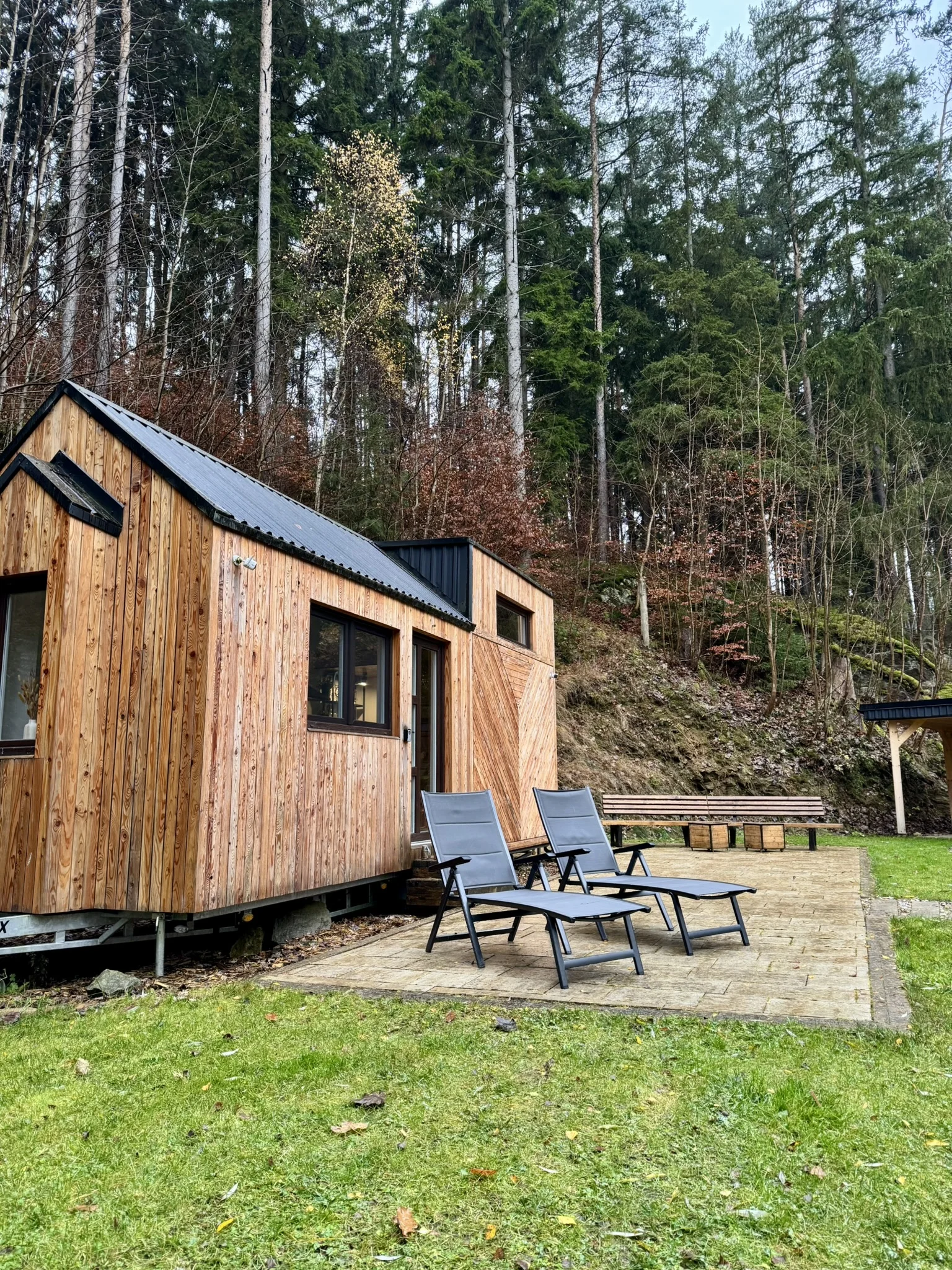 Relax ve Svojanově: tiny house Malý gurmán, vč. finské sauny a možnosti snídaně