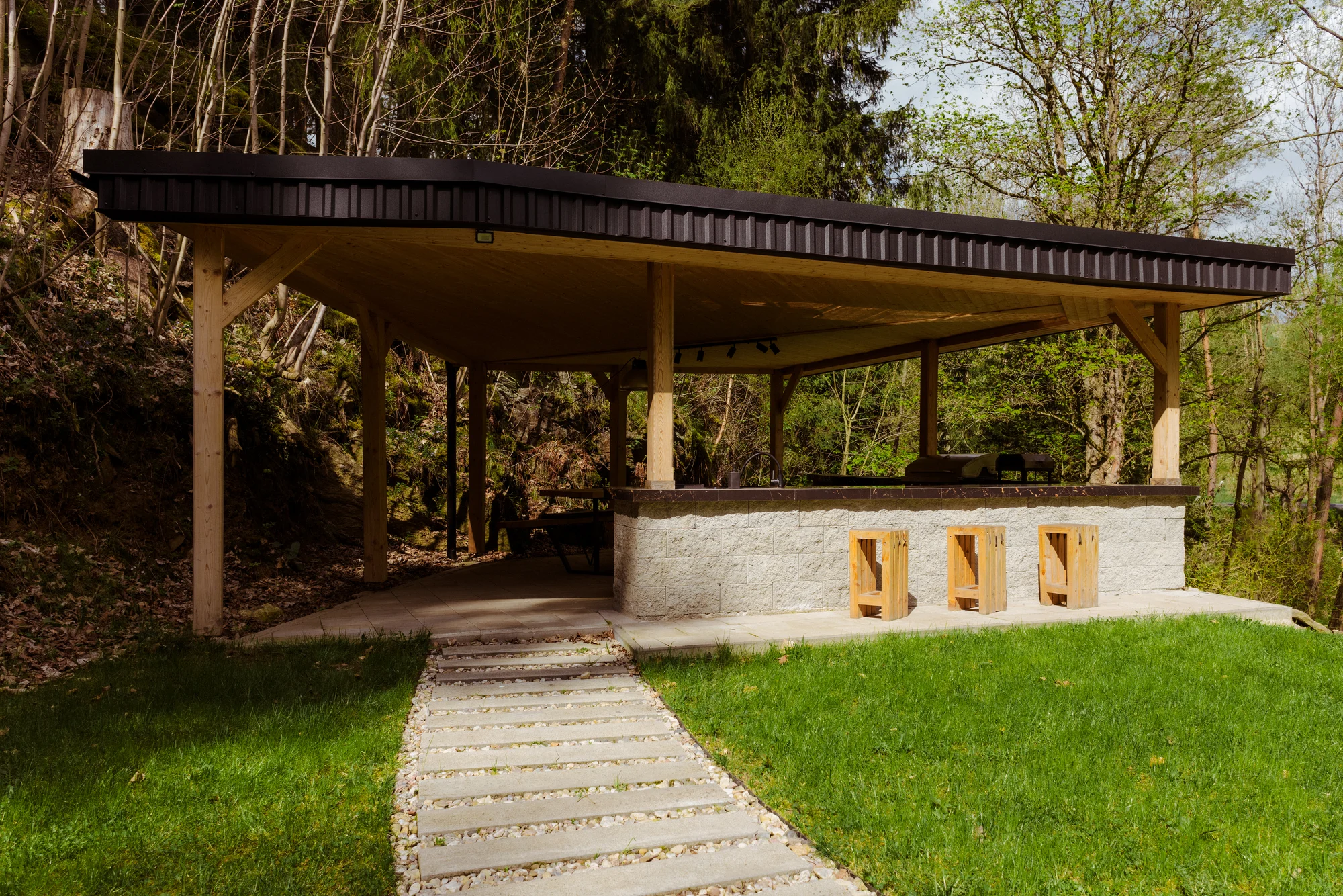 Relax ve Svojanově: tiny house Malý gurmán, vč. finské sauny a možnosti snídaně