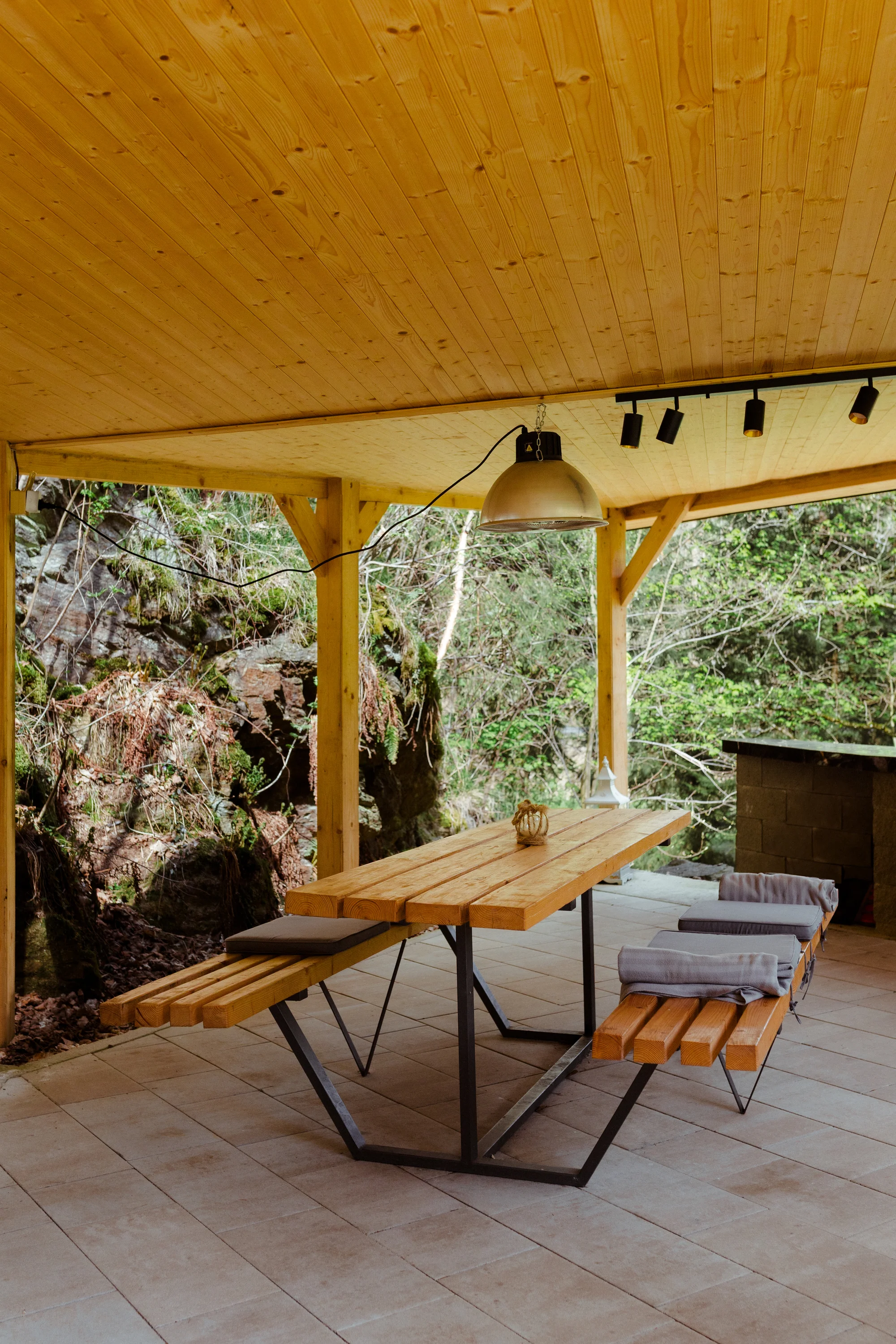 Relax ve Svojanově: tiny house Malý gurmán, vč. finské sauny a možnosti snídaně