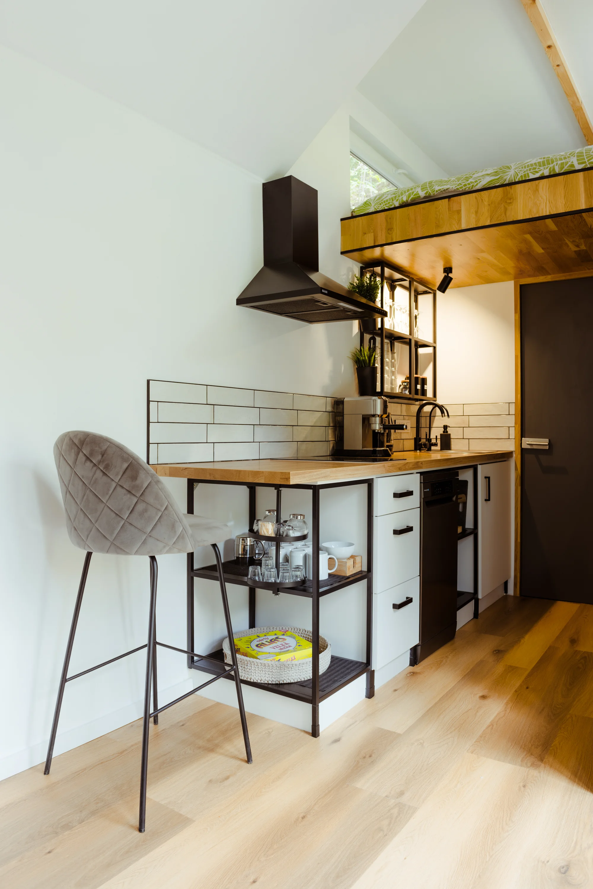 Relax ve Svojanově: tiny house Malý gurmán, vč. finské sauny a možnosti snídaně