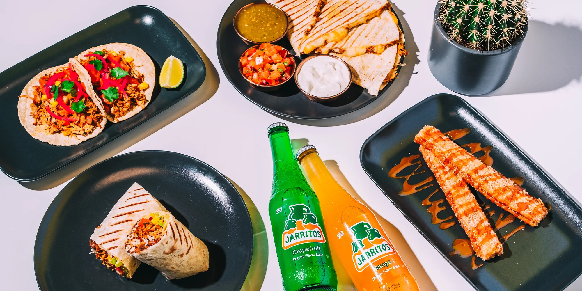 Tříchodové mexické menu až pro 2 osoby s limonádou a omáčkou