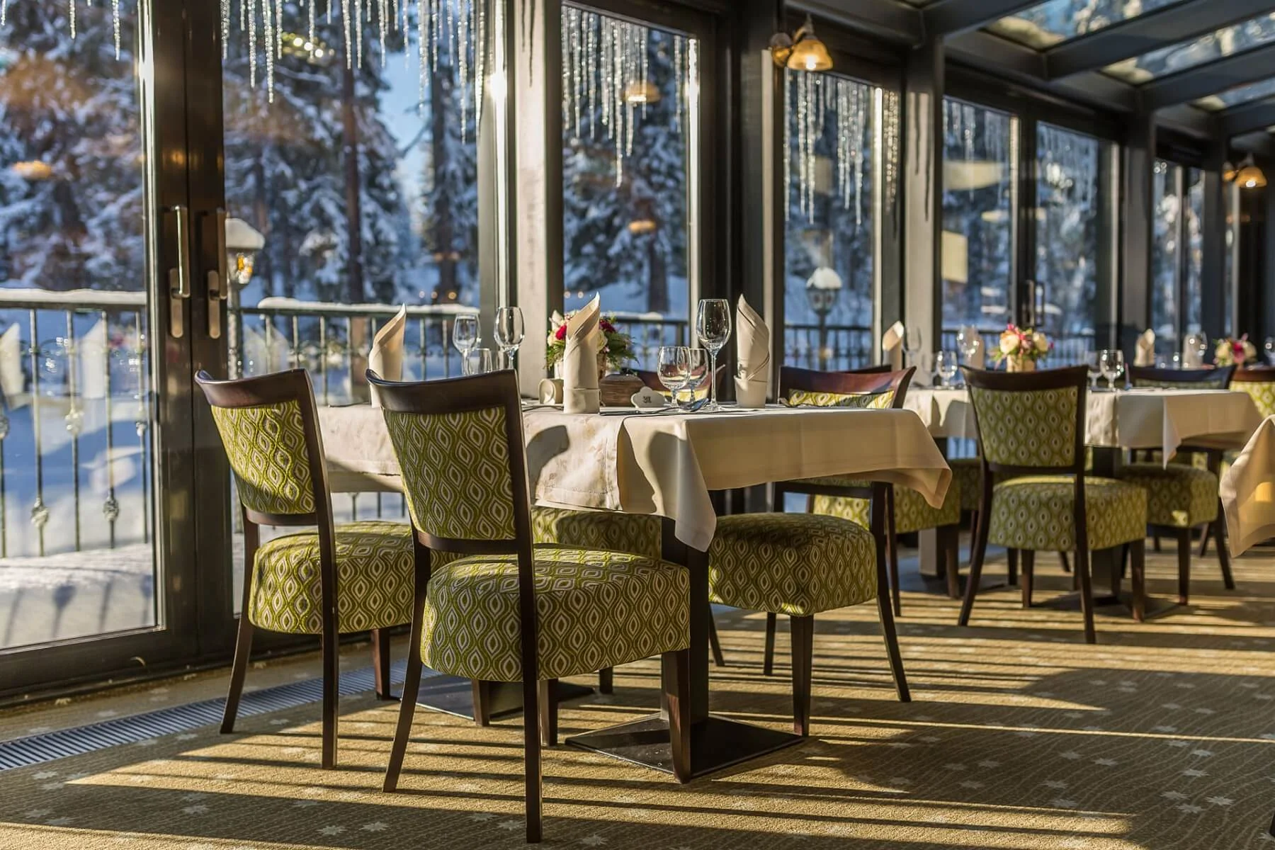 Wellness pobyt uprostřed tatranských lesů na Štrbském Plese: vodní a saunový svět i masáže