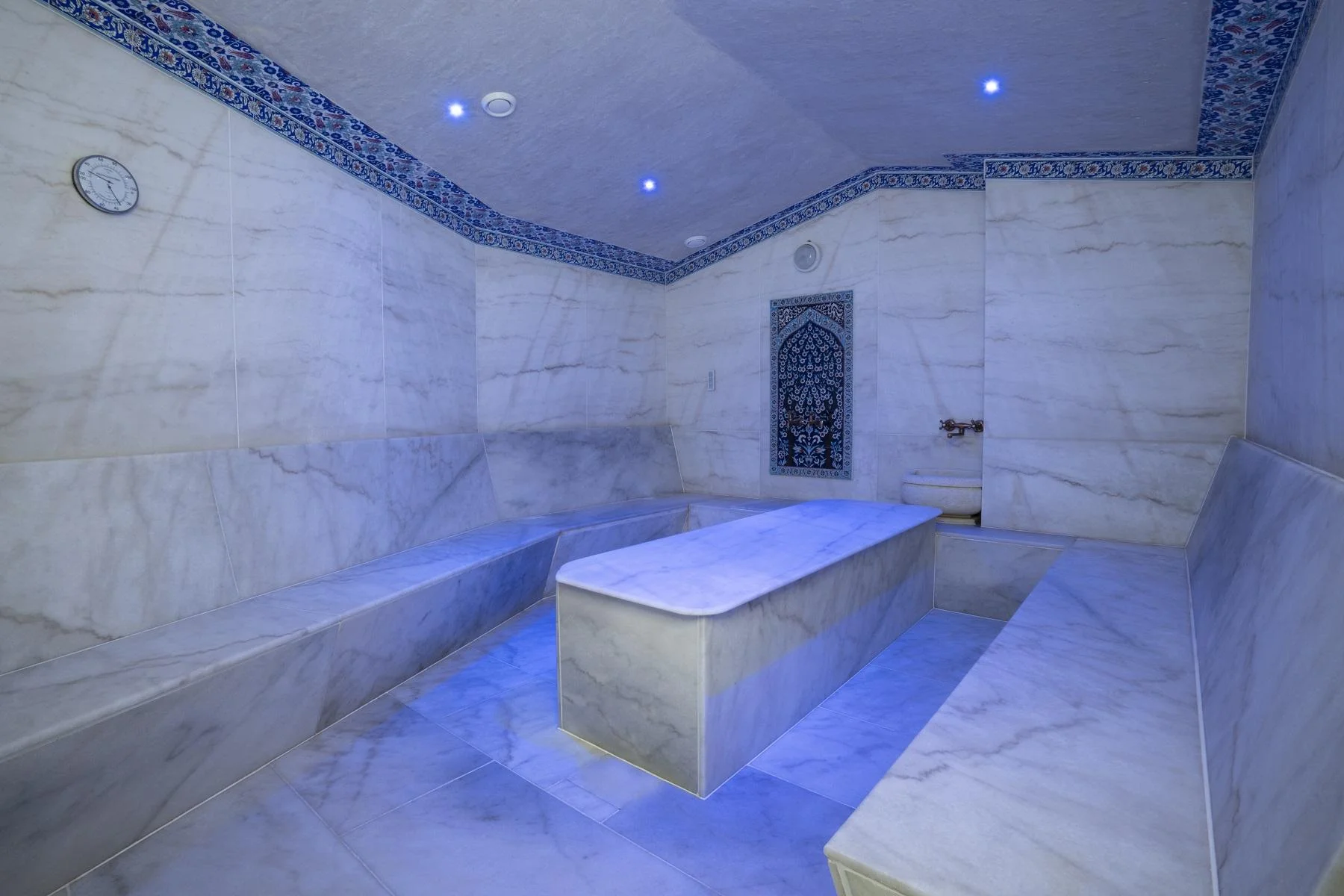 Wellness pobyt uprostřed tatranských lesů na Štrbském Plese: vodní a saunový svět i masáže