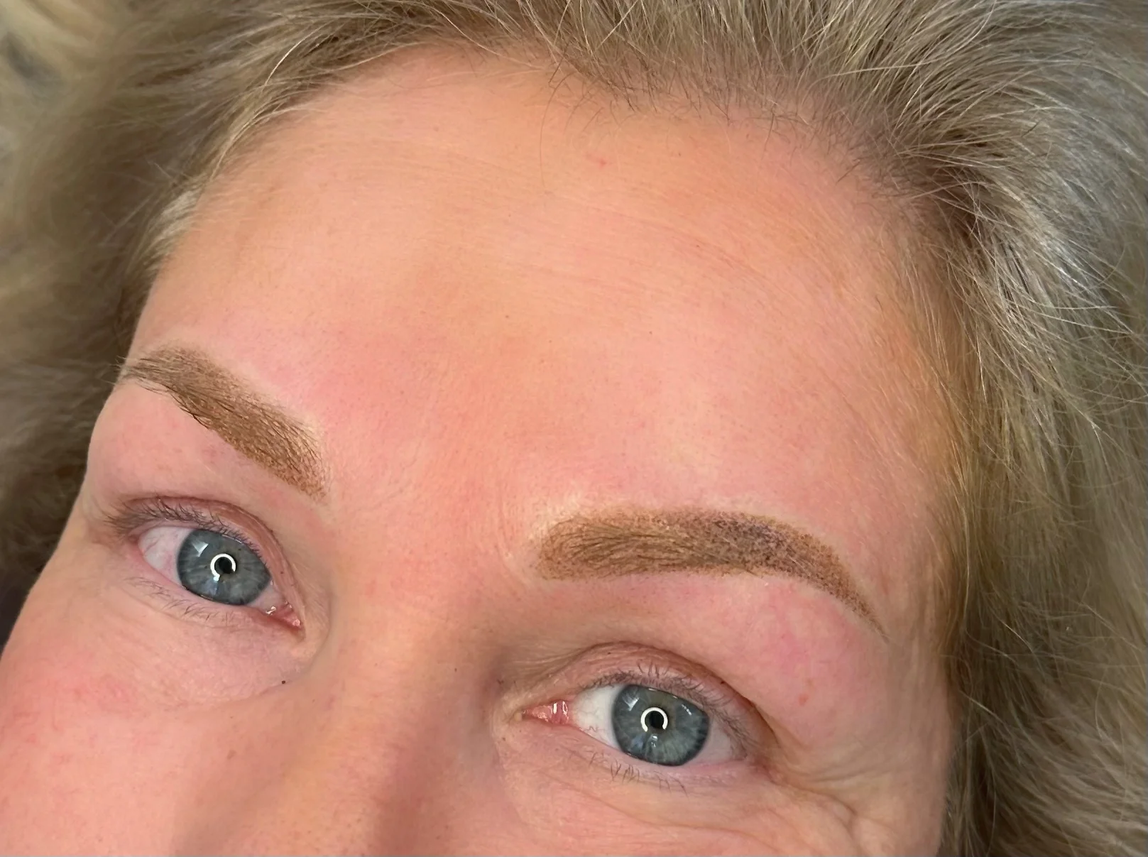 Permanentní make-up obočí, rtů či meziřasových linek