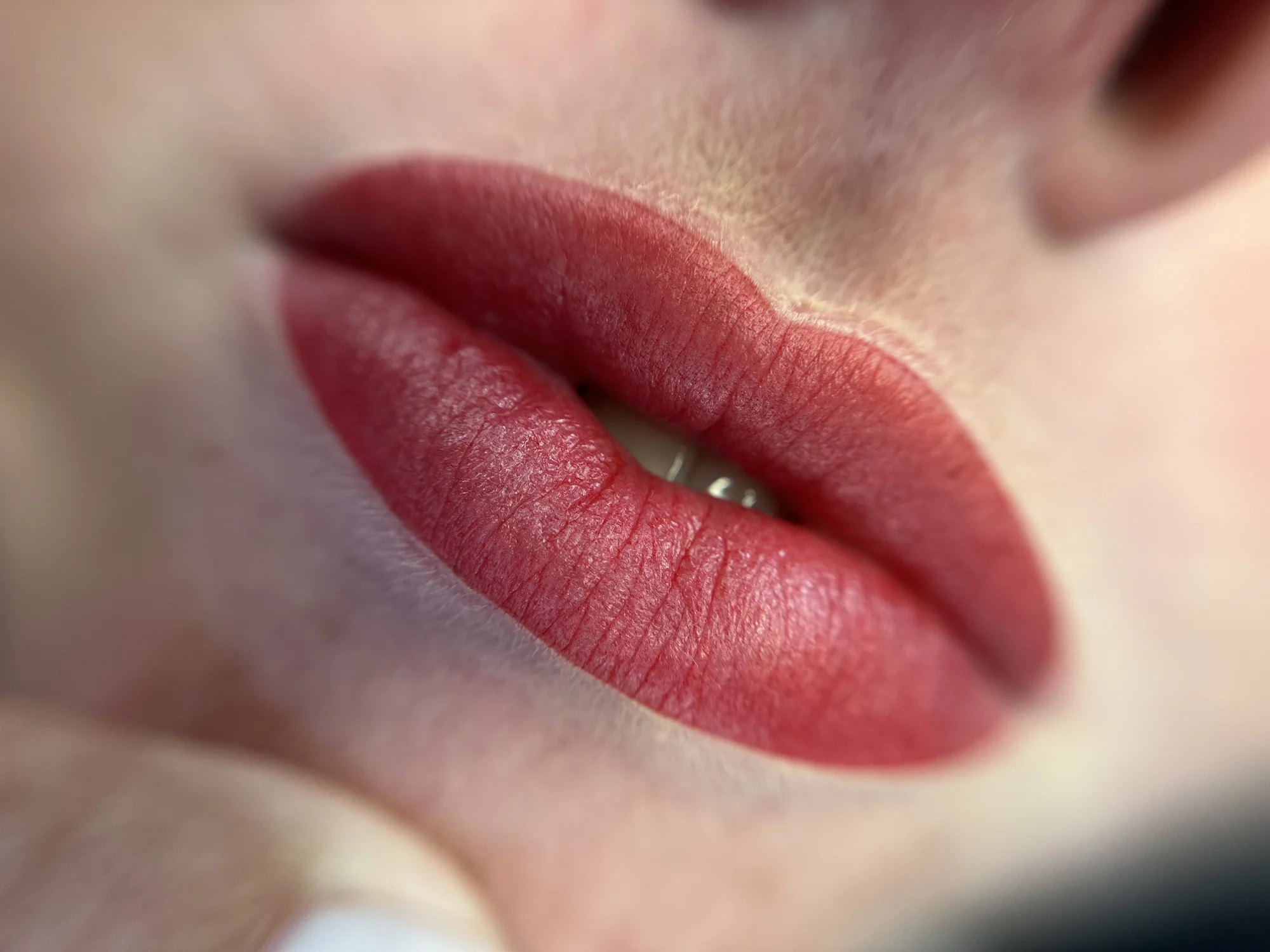 Permanentní make-up obočí, rtů či meziřasových linek