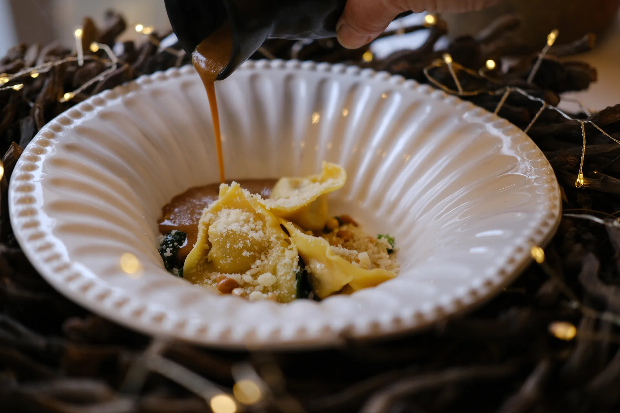 5chodové menu v luxusní zahradní restauraci v centru Prahy pro 1 nebo 2 osoby