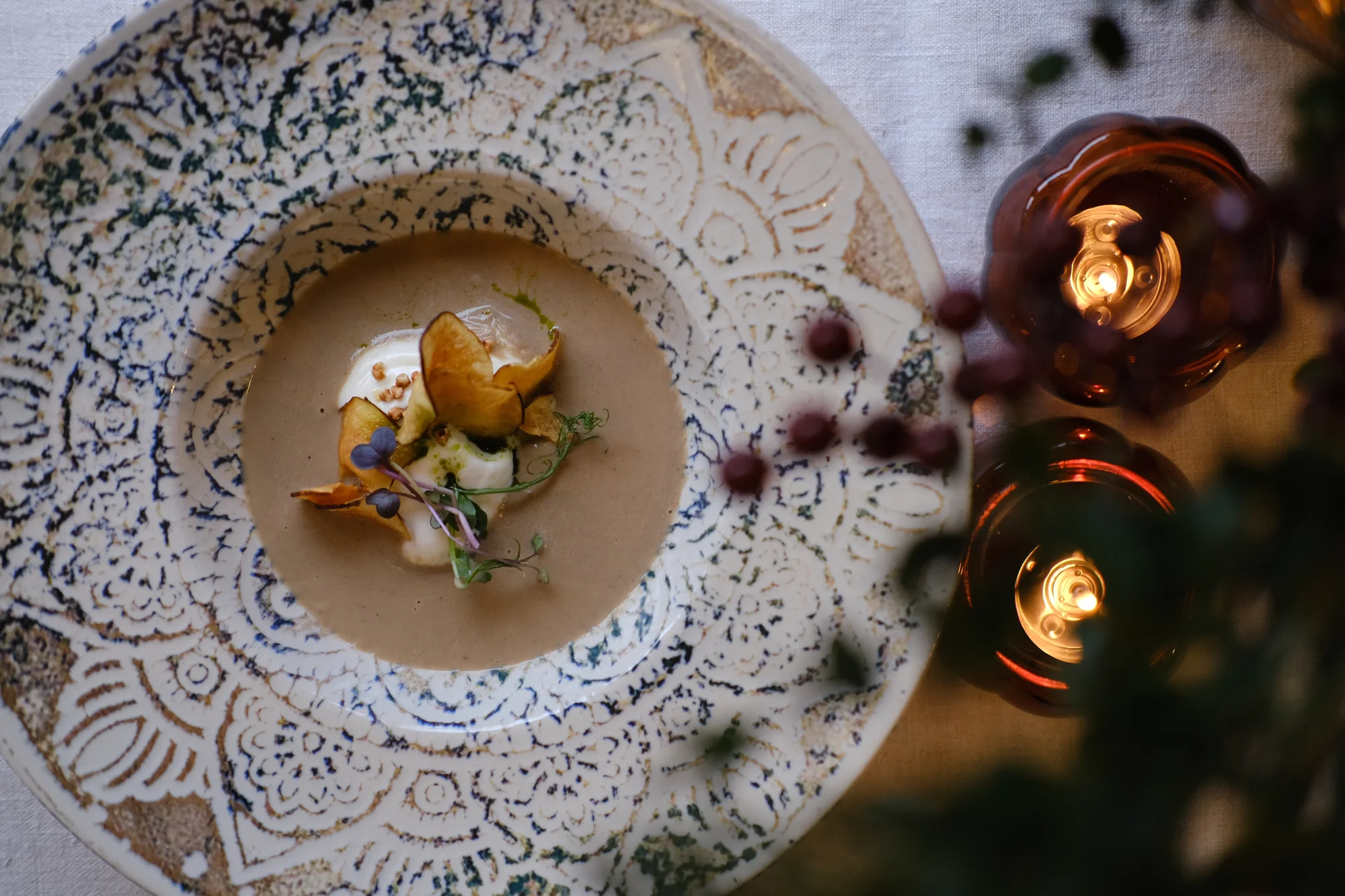 5chodové menu v luxusní zahradní restauraci v centru Prahy pro 1 nebo 2 osoby