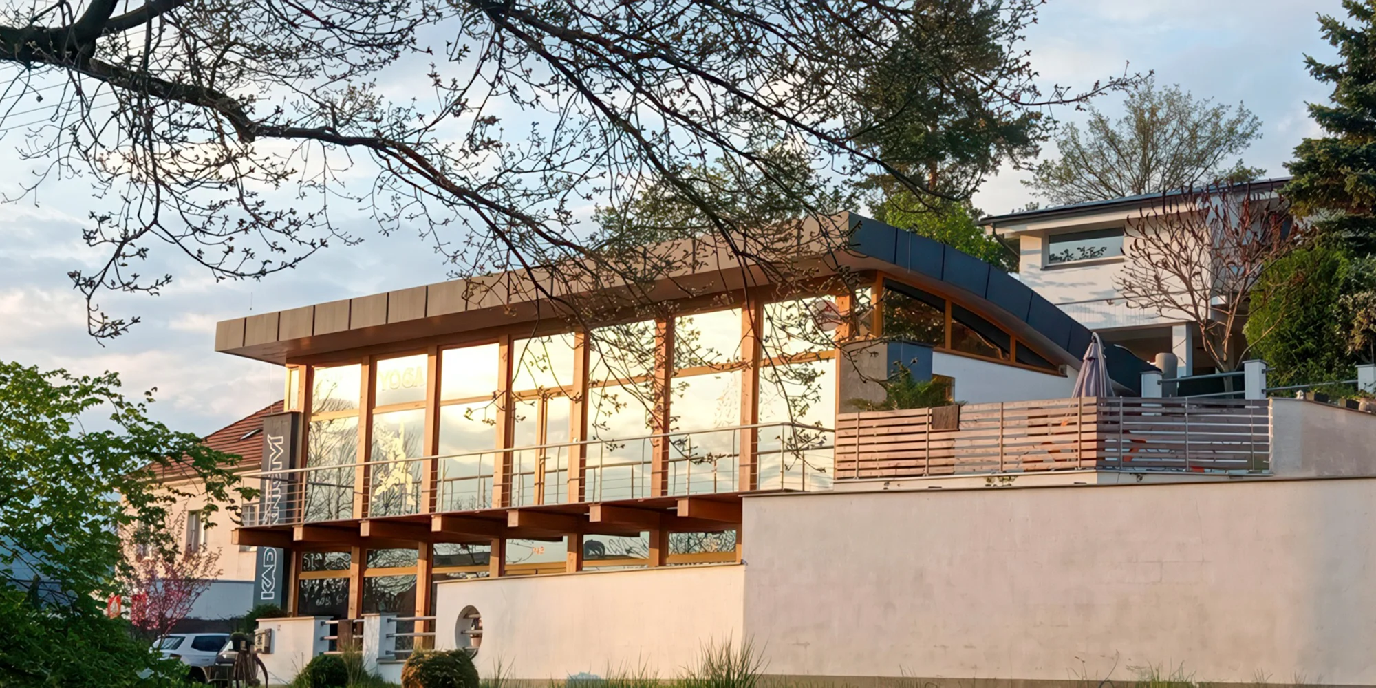 Pleť v dobré kondici: hloubková přístrojová analýza nebo LED fotonová terapie