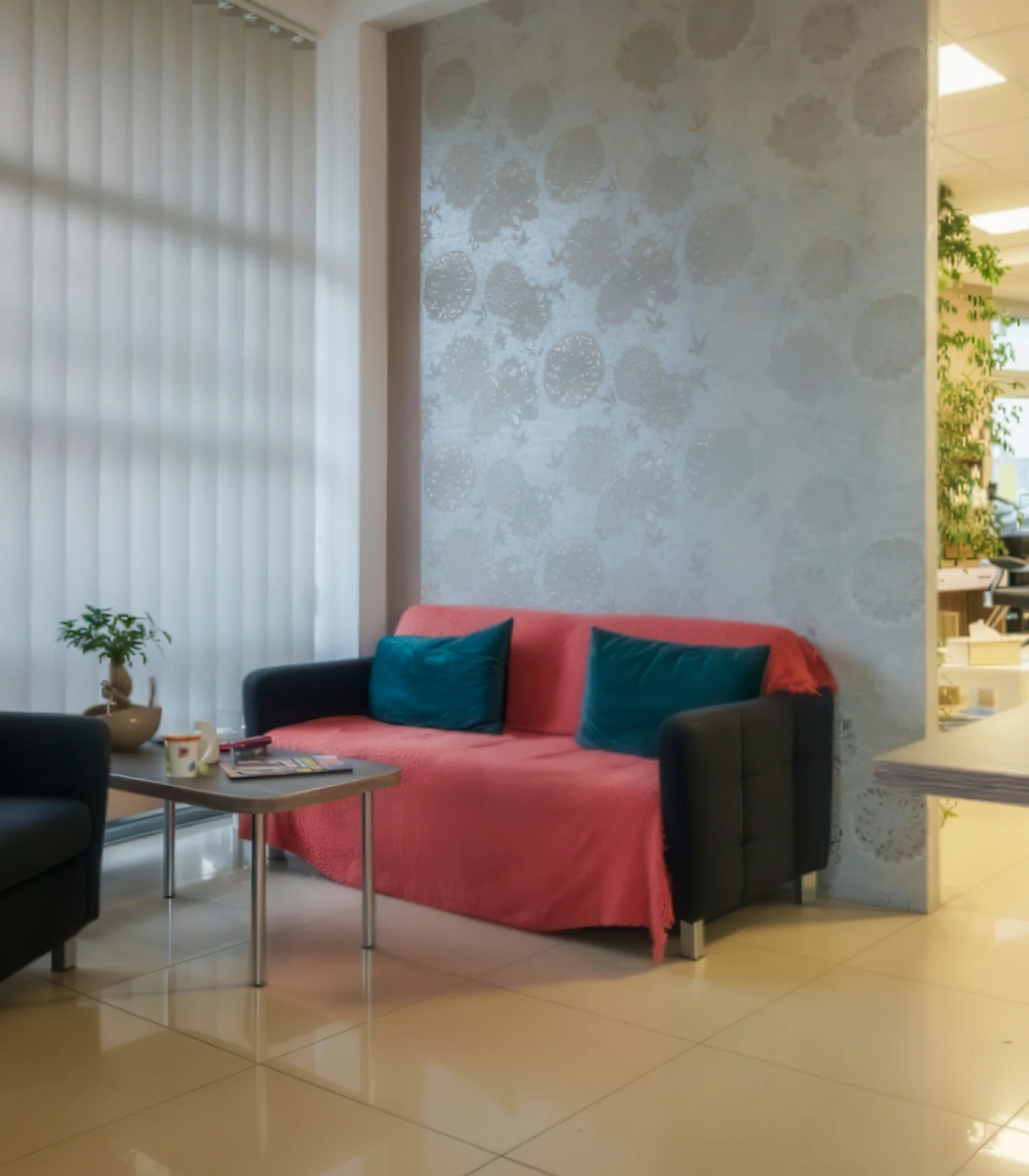 Pedikúra dle výběru: lázeň, P-Shine, peeling, masáž i aplikace laku