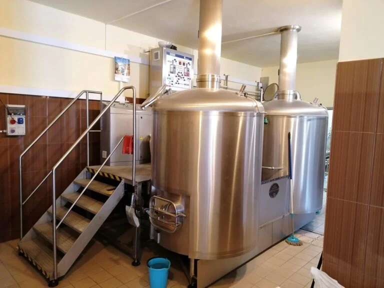 Prohlídka pivovaru s neomezenou degustací piv přímo z tanků pro 1-2 osoby