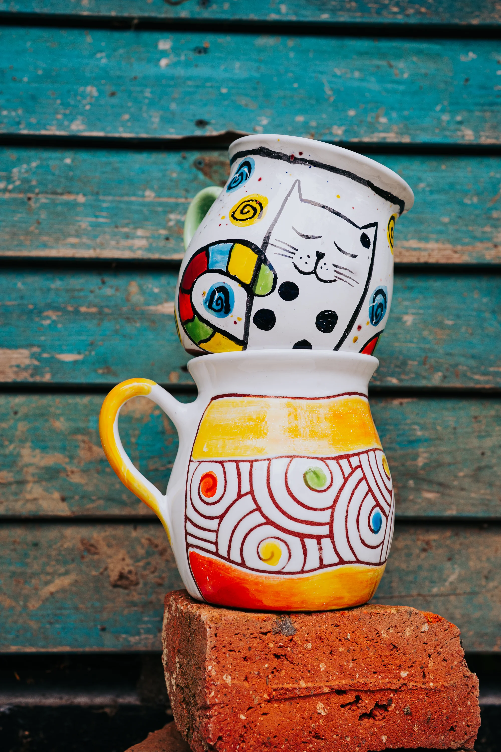 Malování keramiky Maříž: vytvořte si hrníček nebo misku a ozdobte je vlastní fantazií