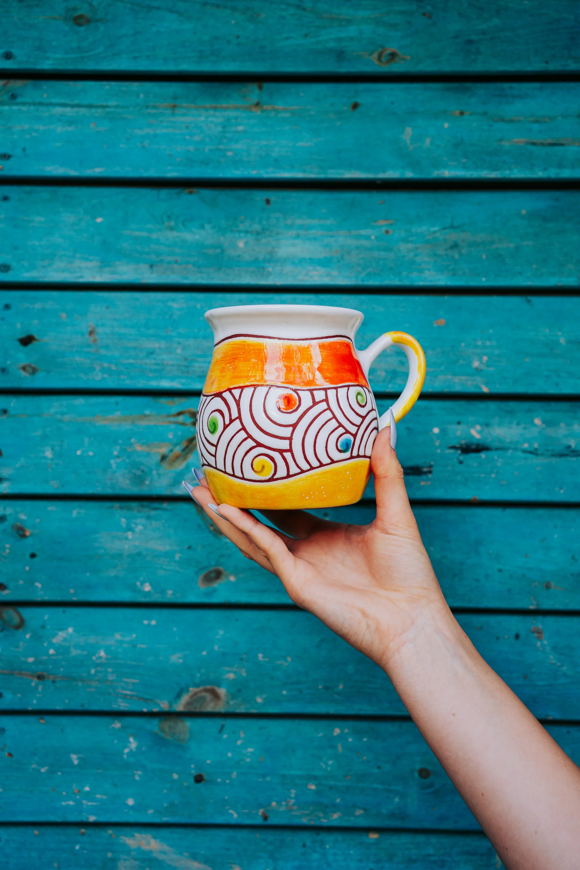 Malování keramiky Maříž: vytvořte si hrníček nebo misku a ozdobte je vlastní fantazií