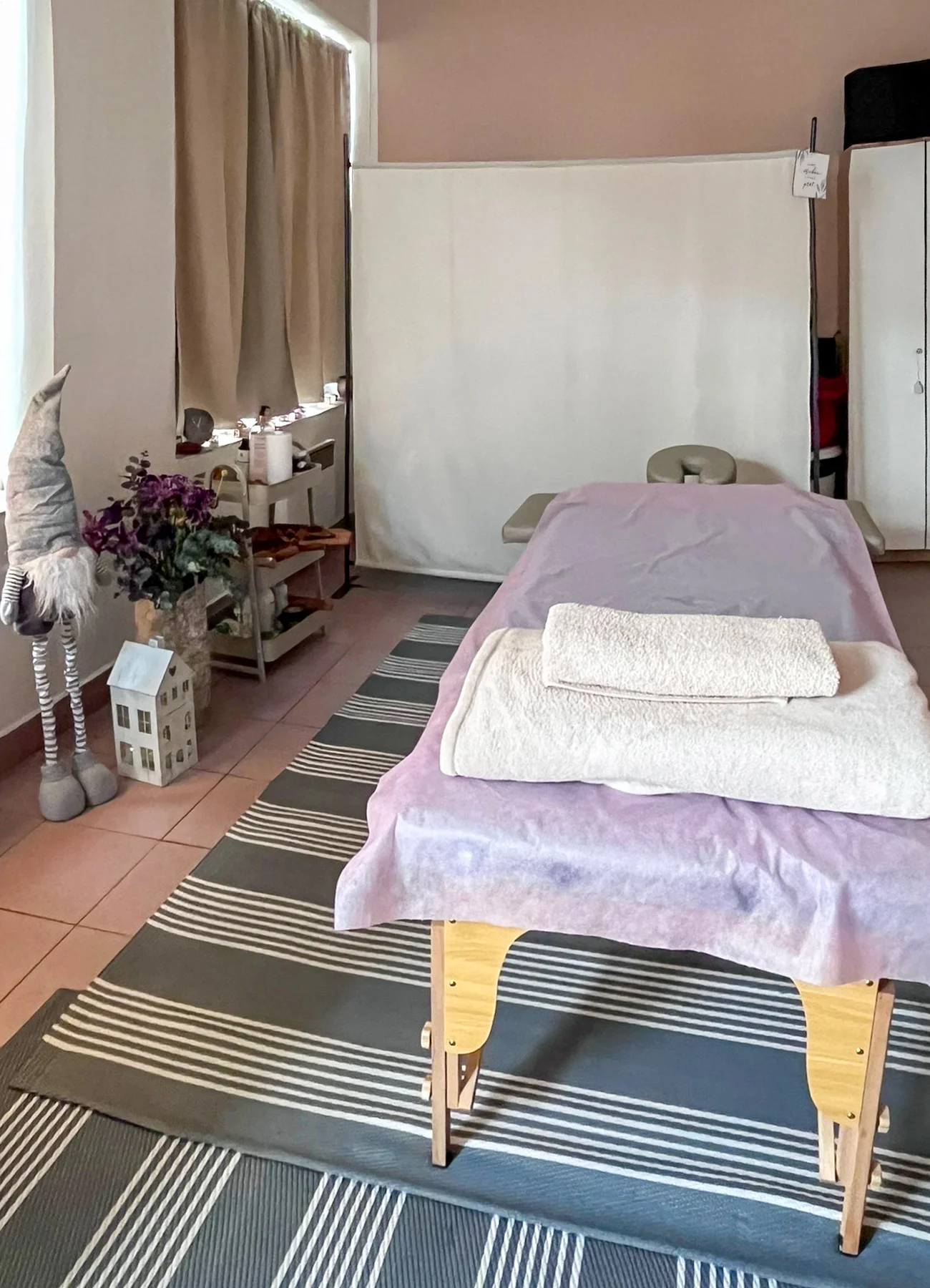 Balíček pro krásné tělo i hladkou pleť: maderoterapie a tejpování břicha