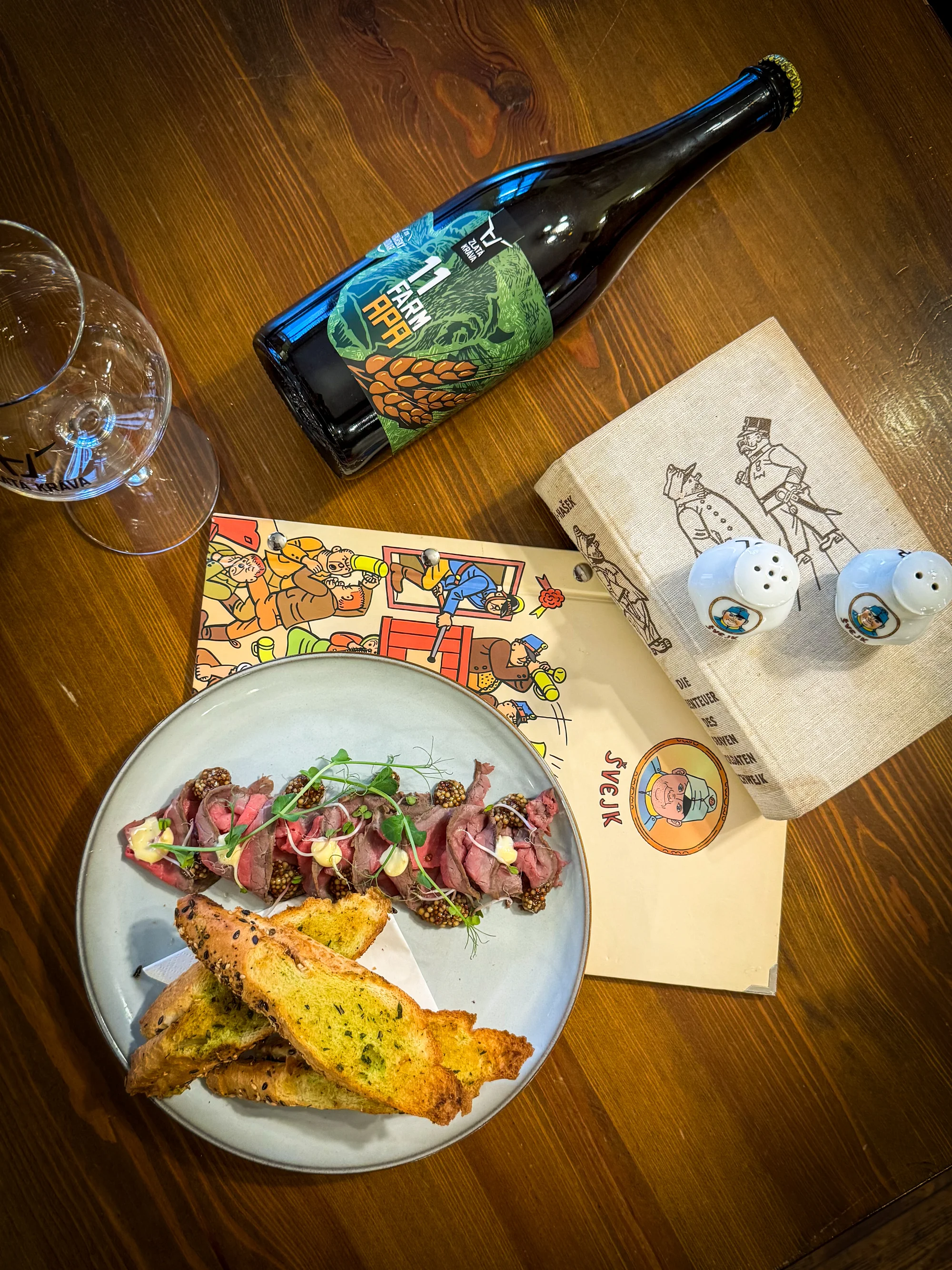 Tříchodová farmářská hostina s pivním párováním pro dva